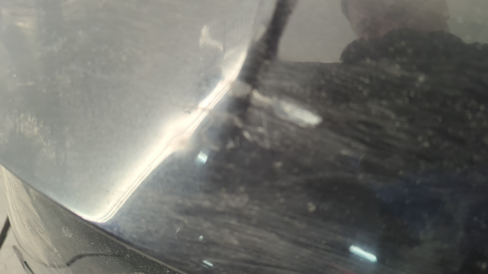 Дверь багажника