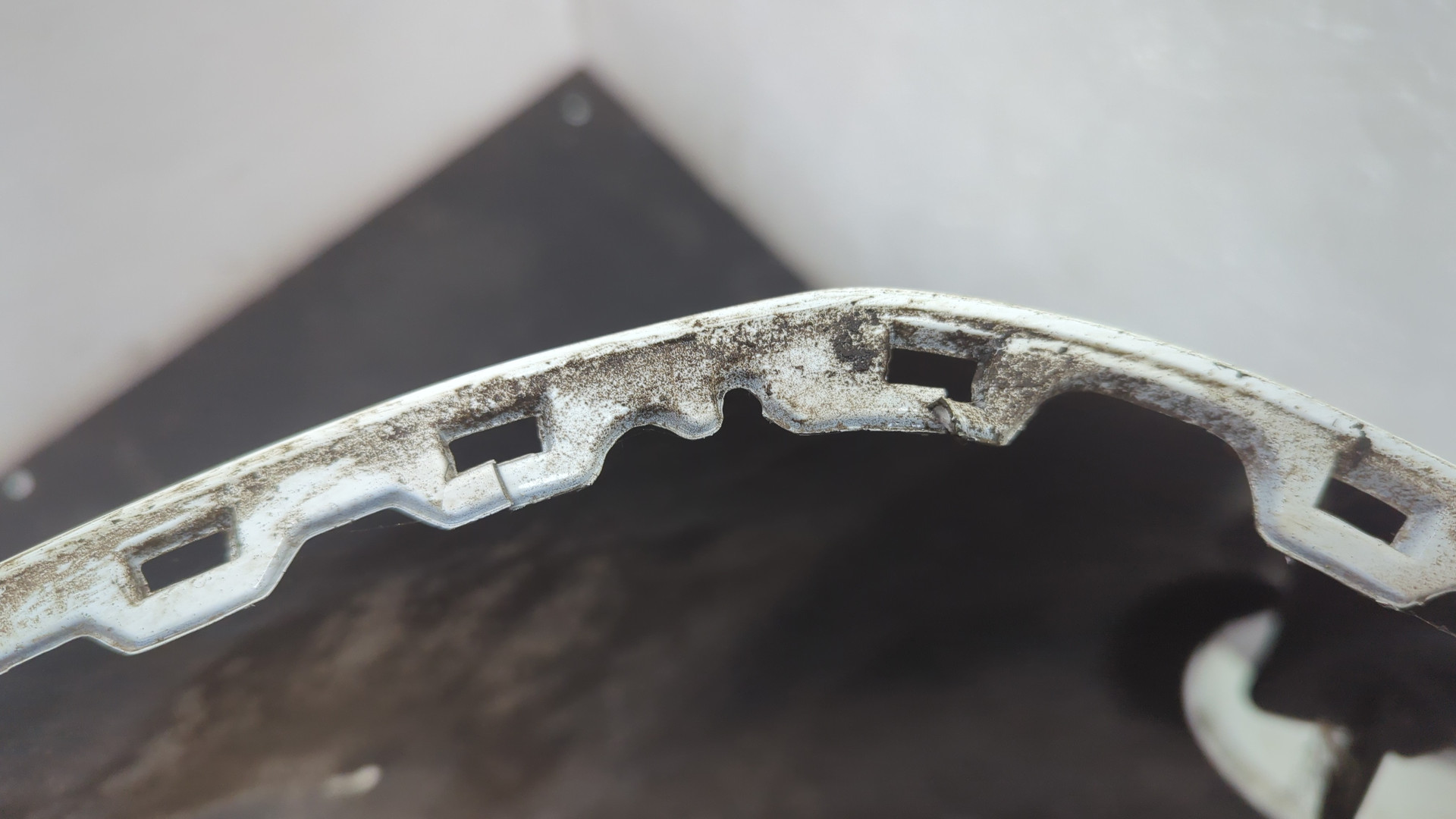 Бампер передний