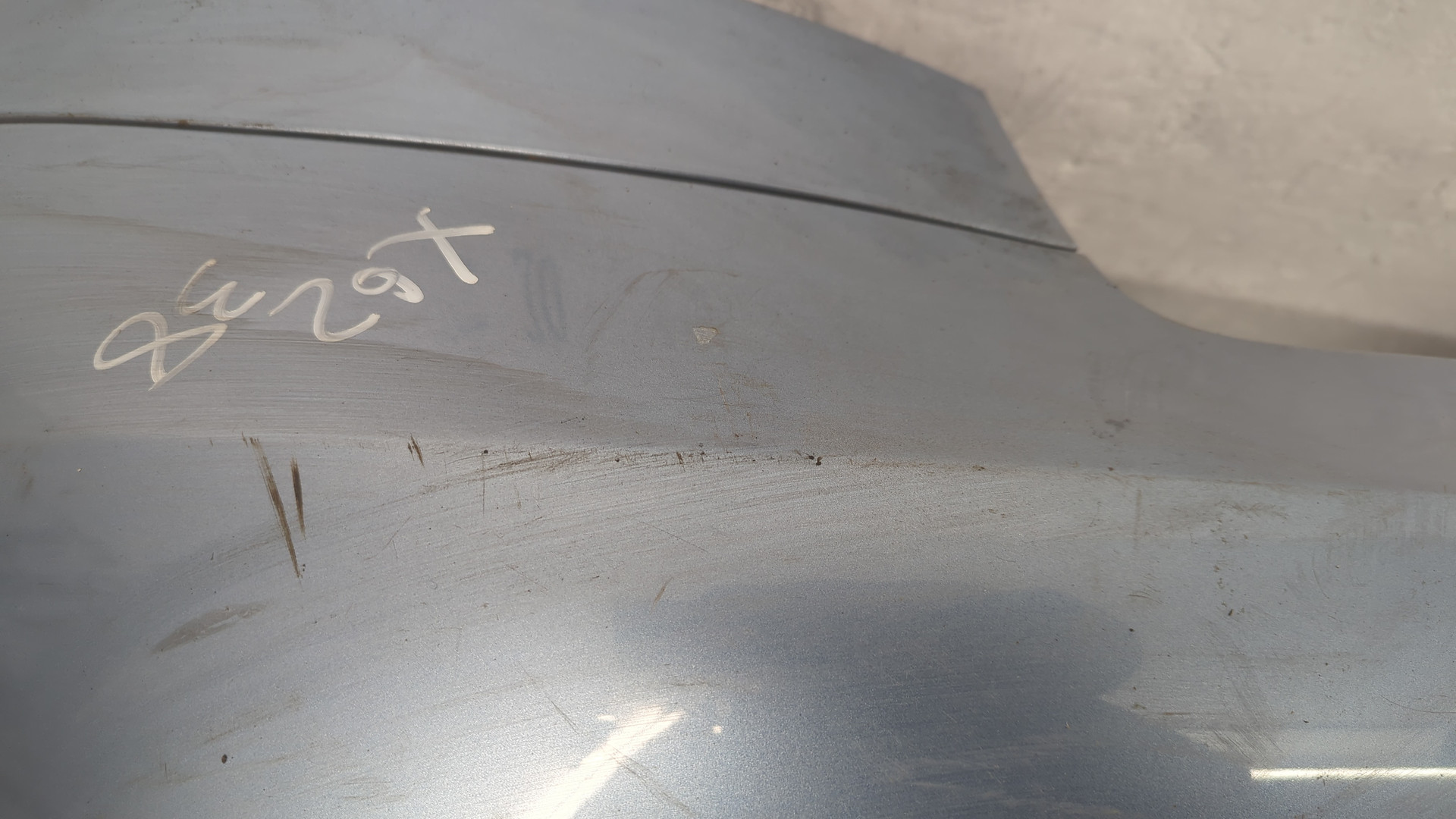 Бампер задний