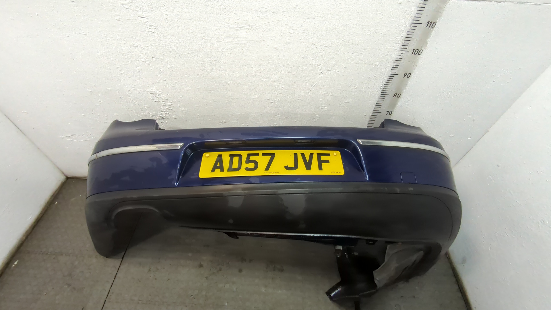 Бампер задний