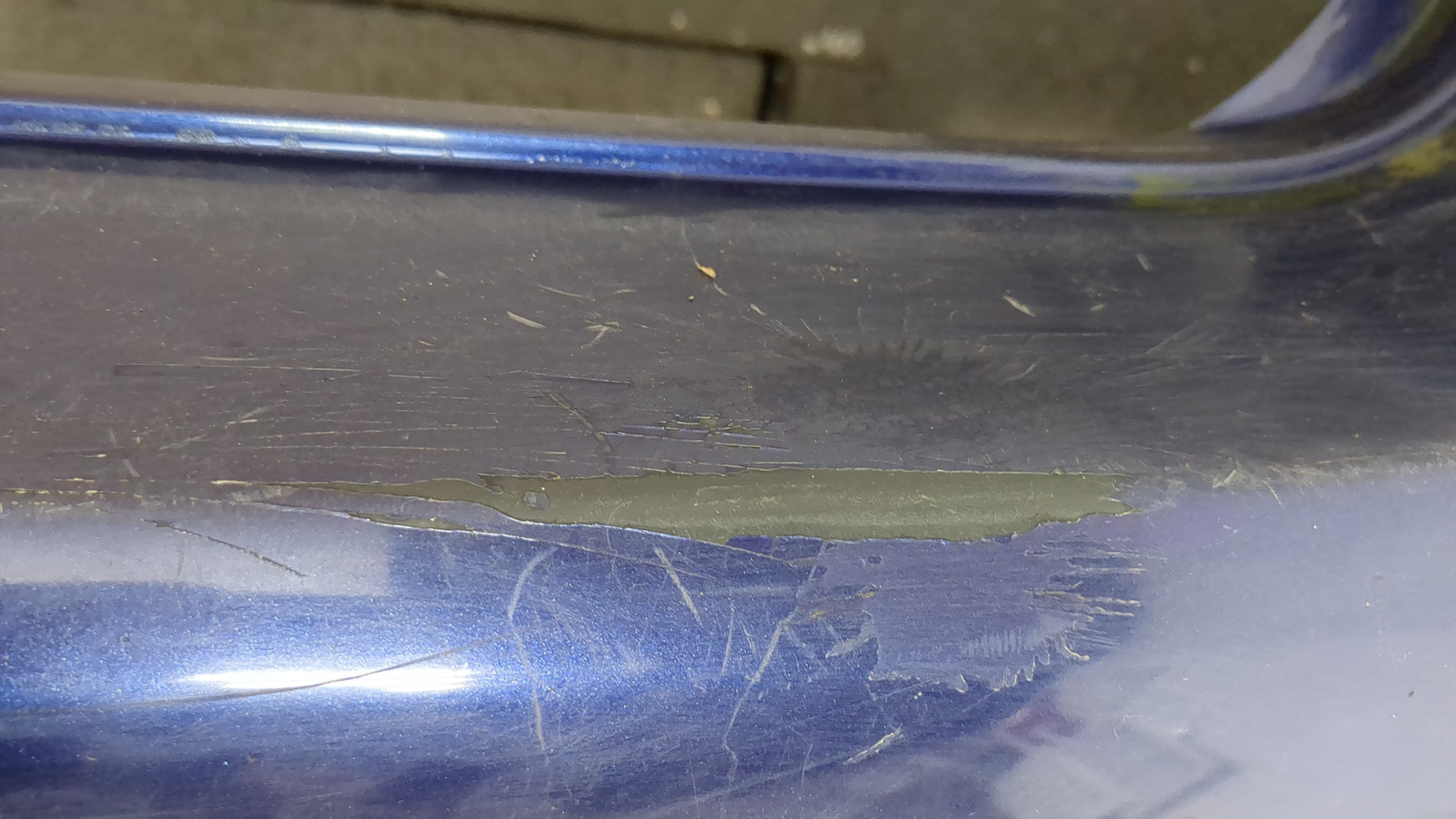 Бампер задний