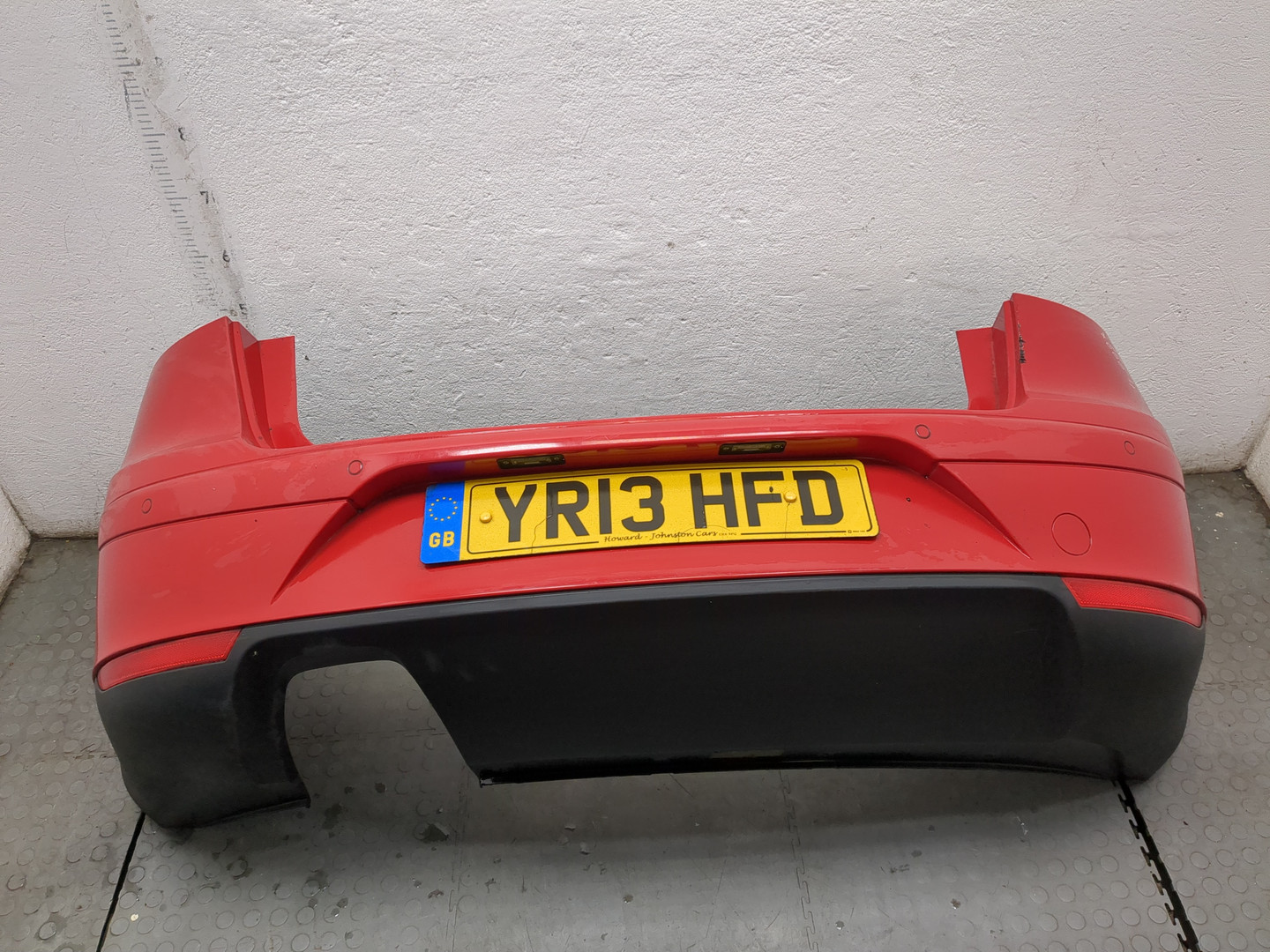 Бампер задний