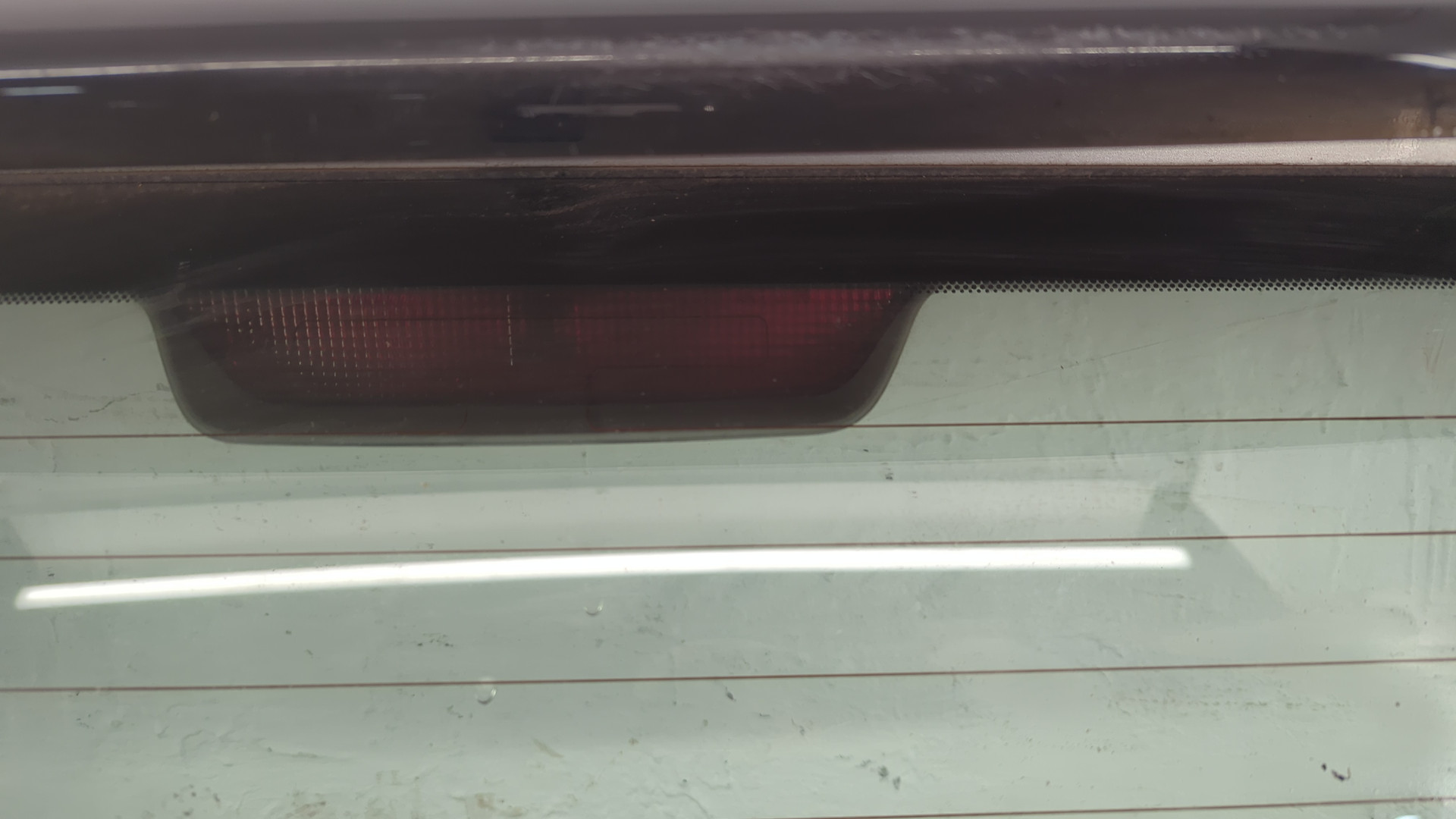 Дверь багажника