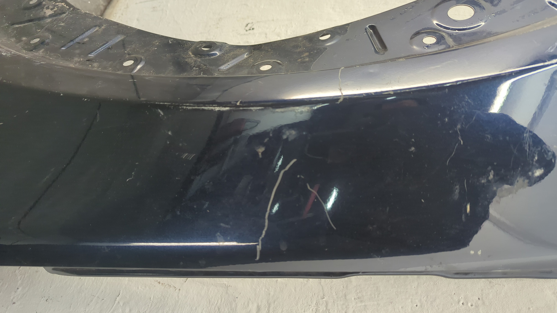 Крыло переднее левое