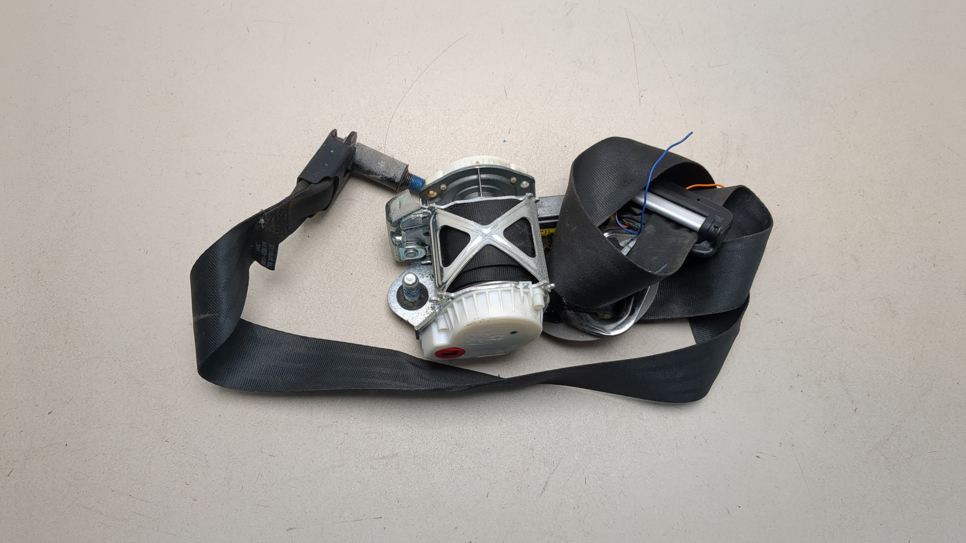 Ремень безопасности