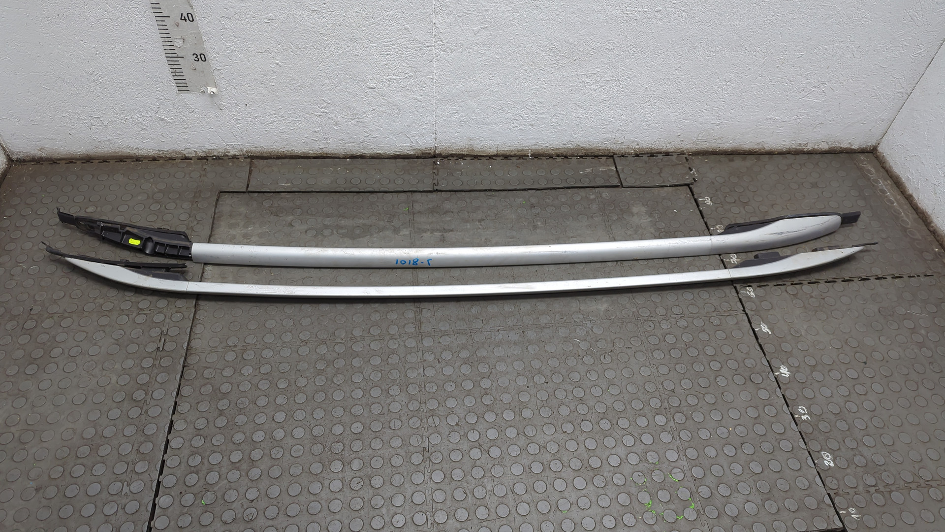 Рейлинги (релинг) к-кт (планки на крышу)