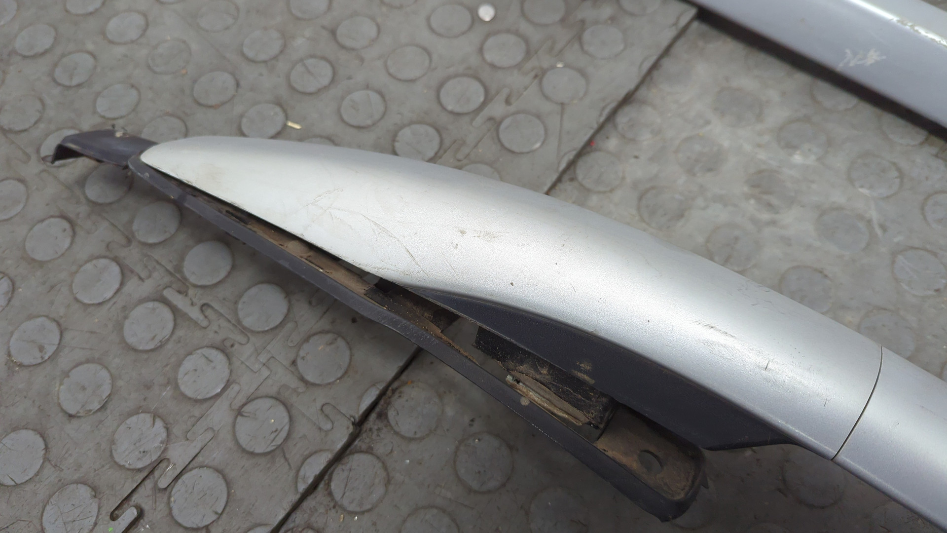 Рейлинги (релинг) к-кт (планки на крышу)