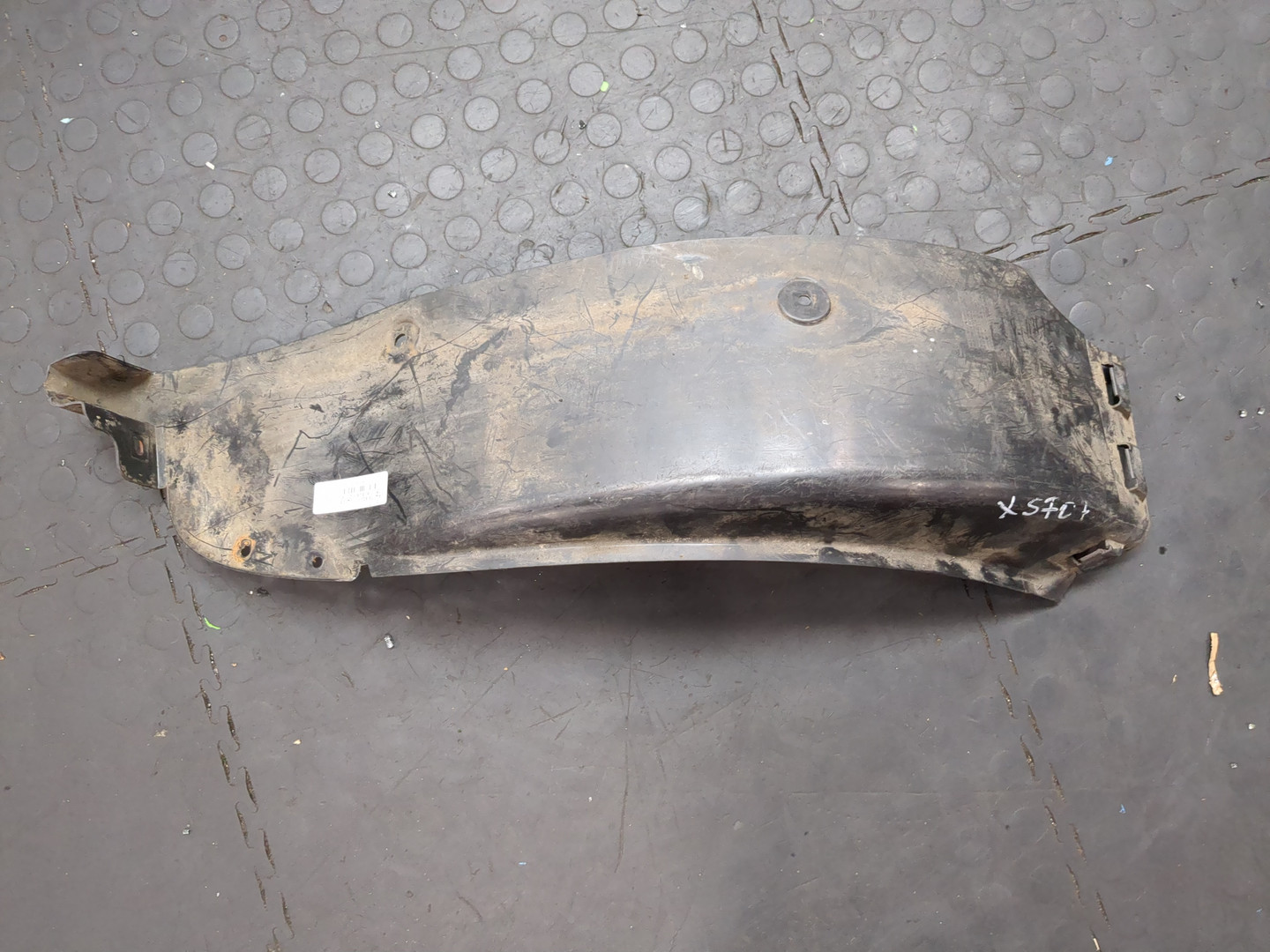 Локер передний правый