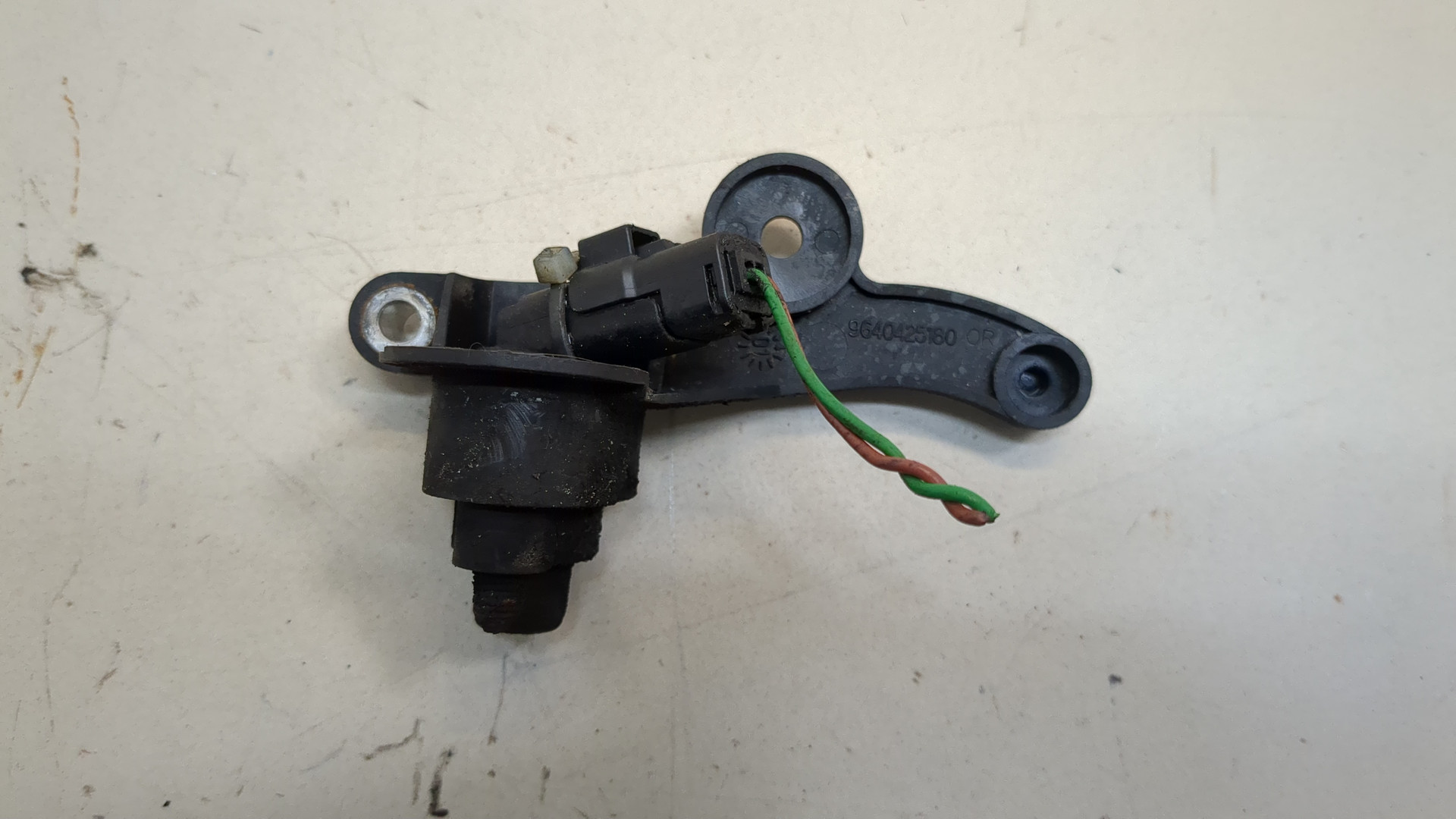 Датчик положения коленвала