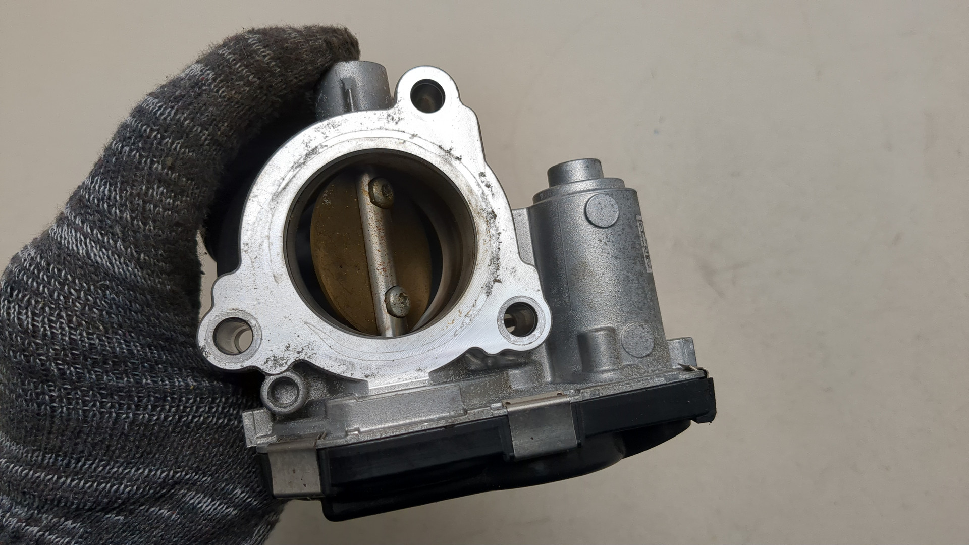 Заслонка дроссельная электрическая