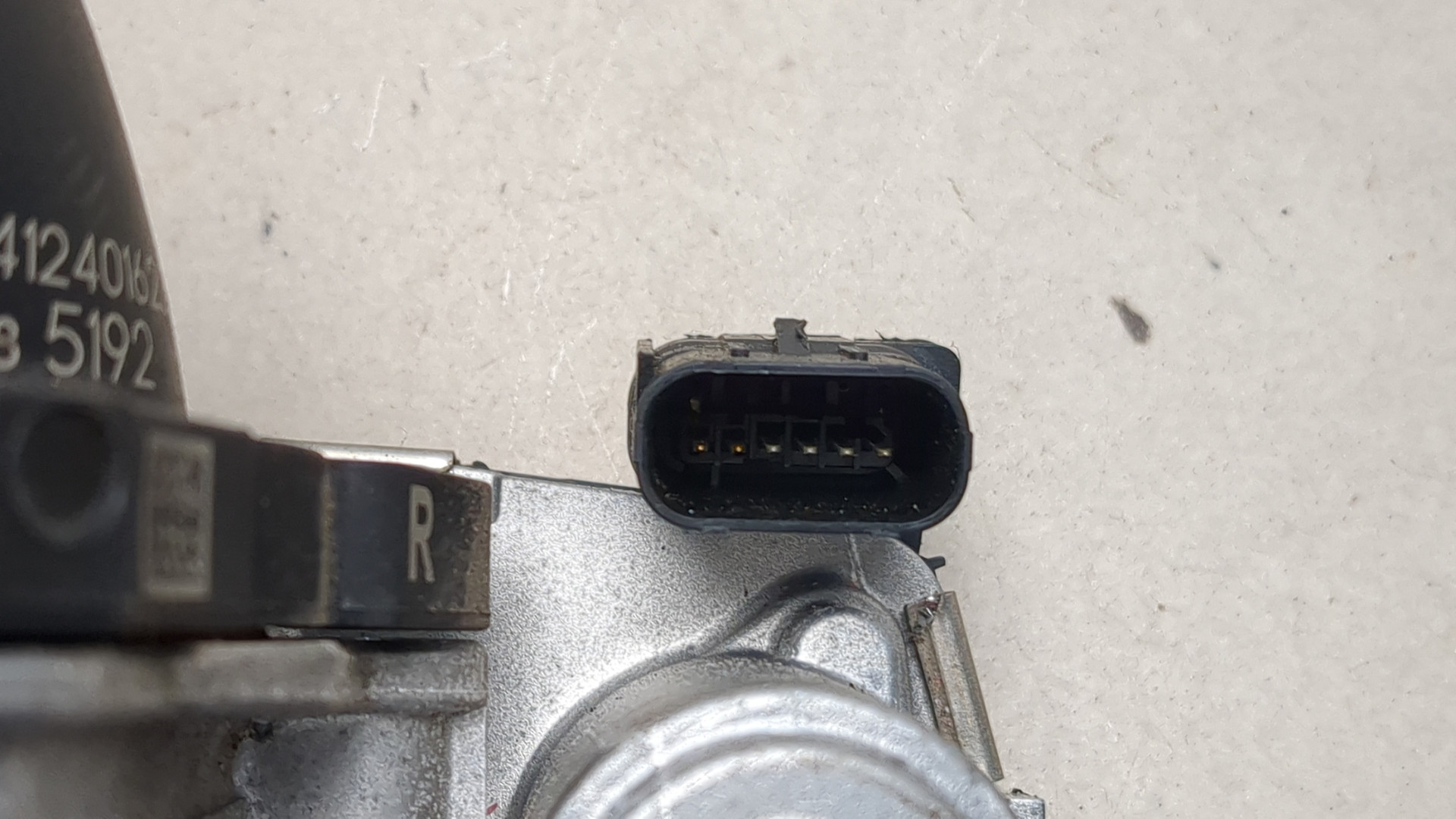 Заслонка дроссельная электрическая