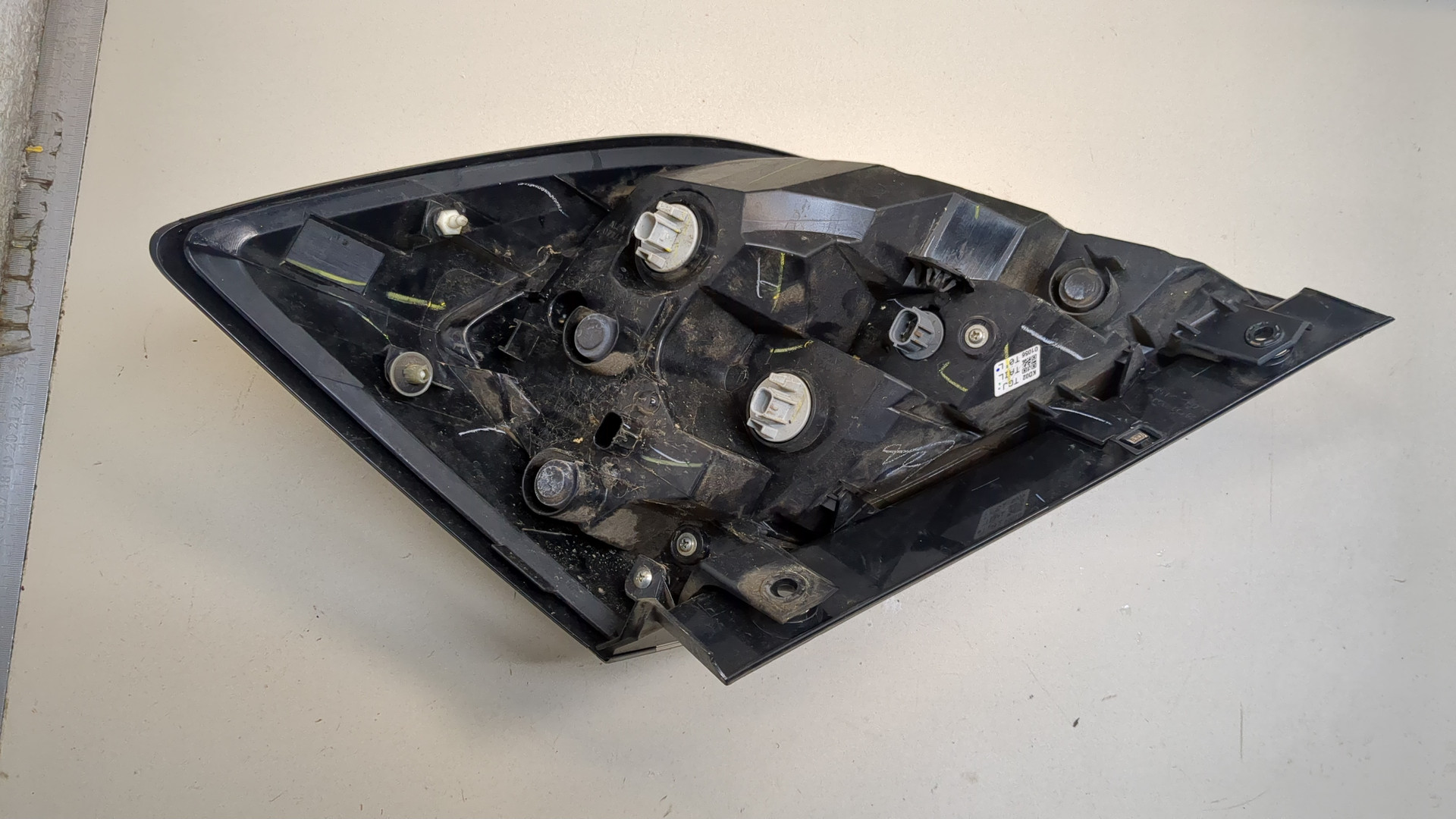 Фонарь задний левый