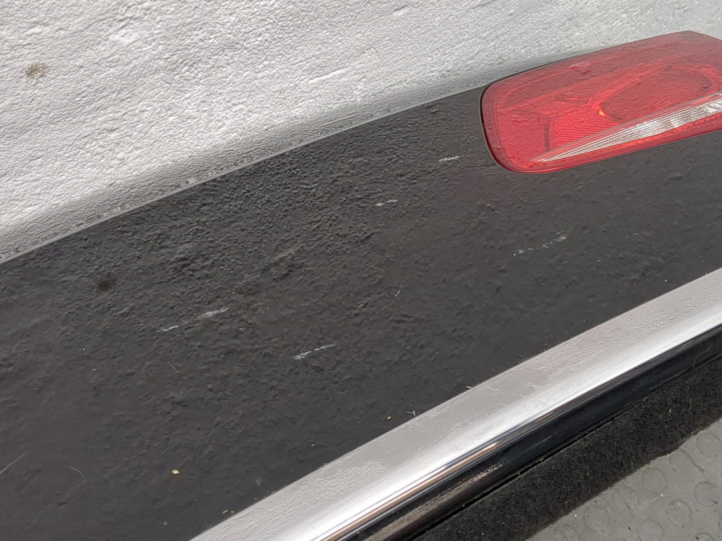 Дверь багажника