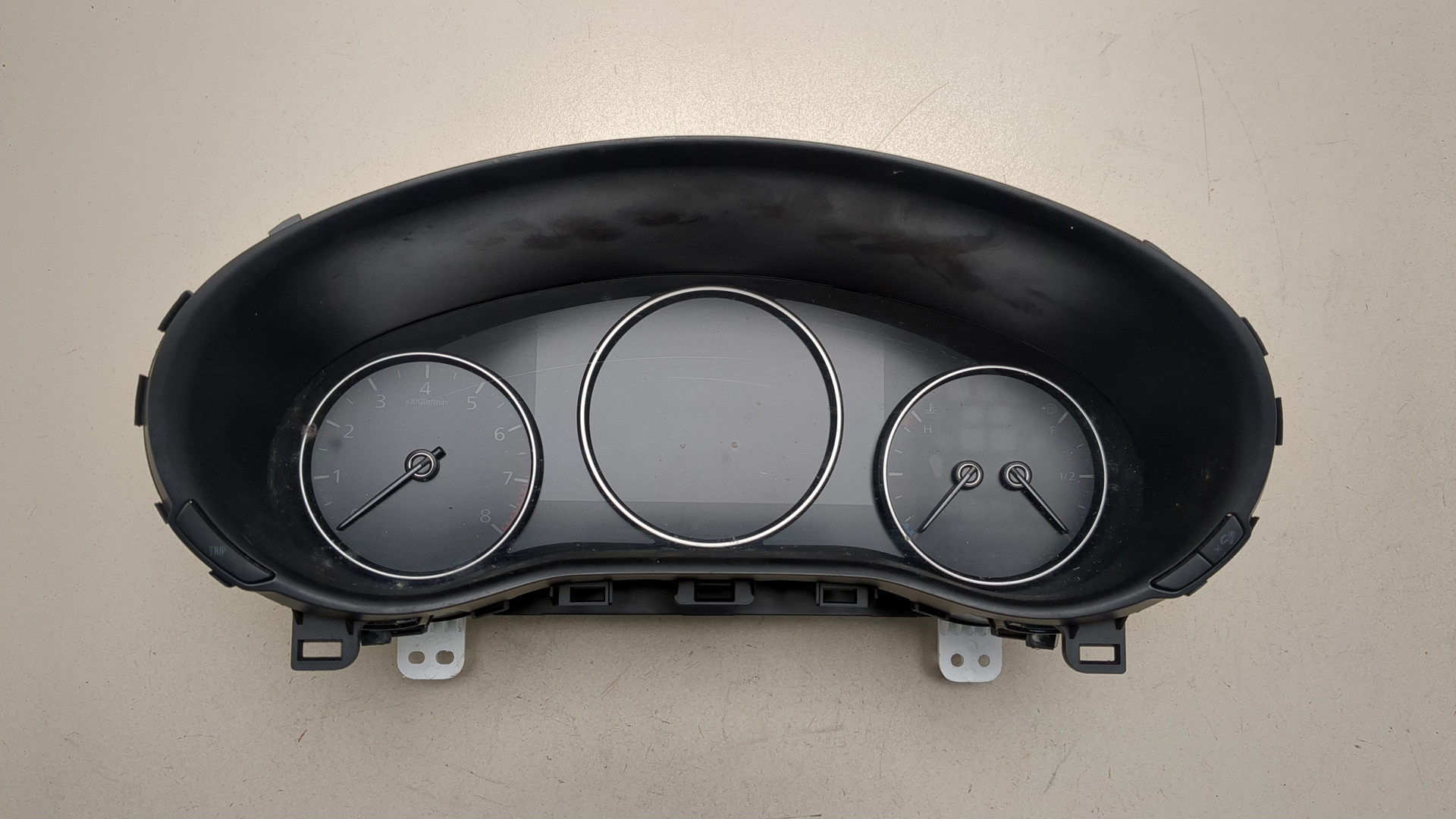 Панель приборов