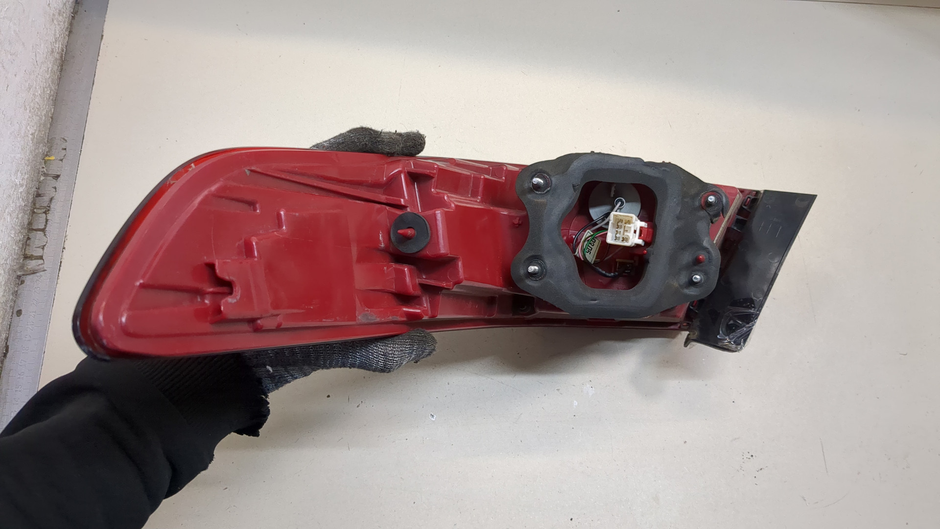 Фонарь задний левый