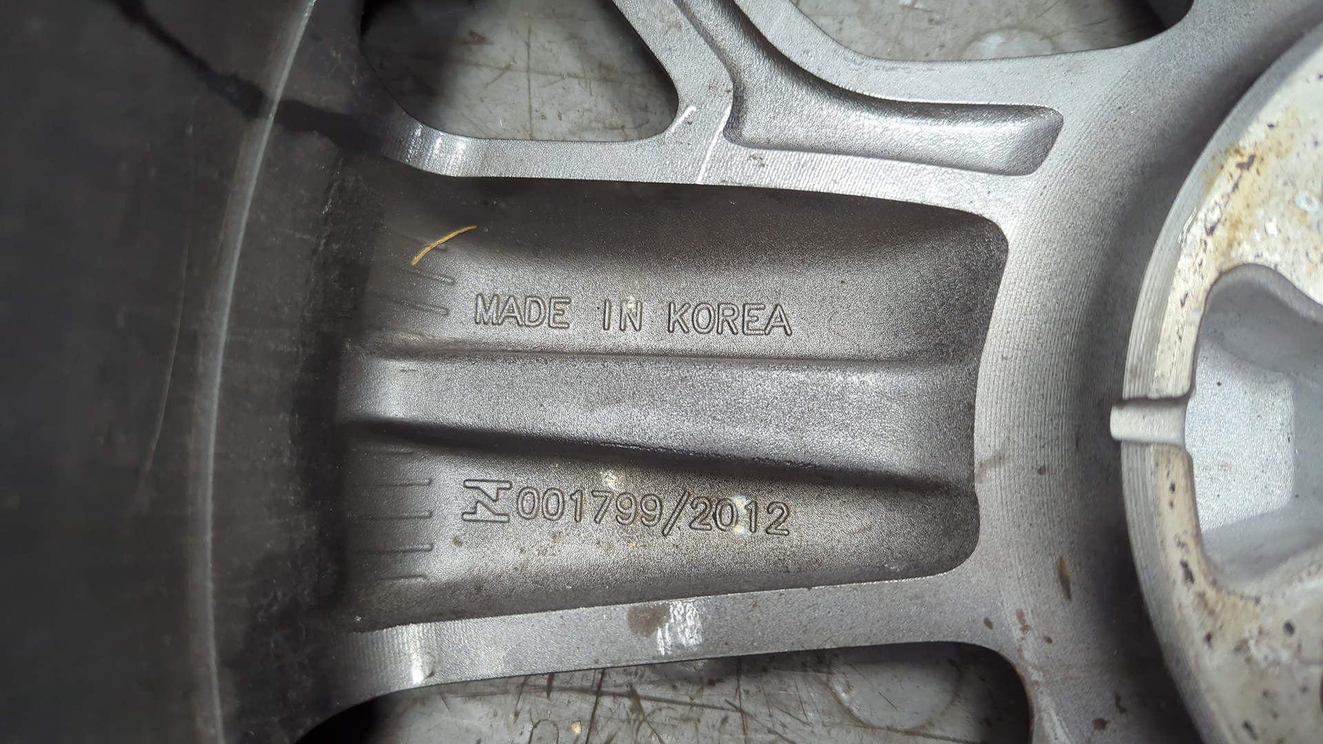 Диск колесный литой легкий сплав