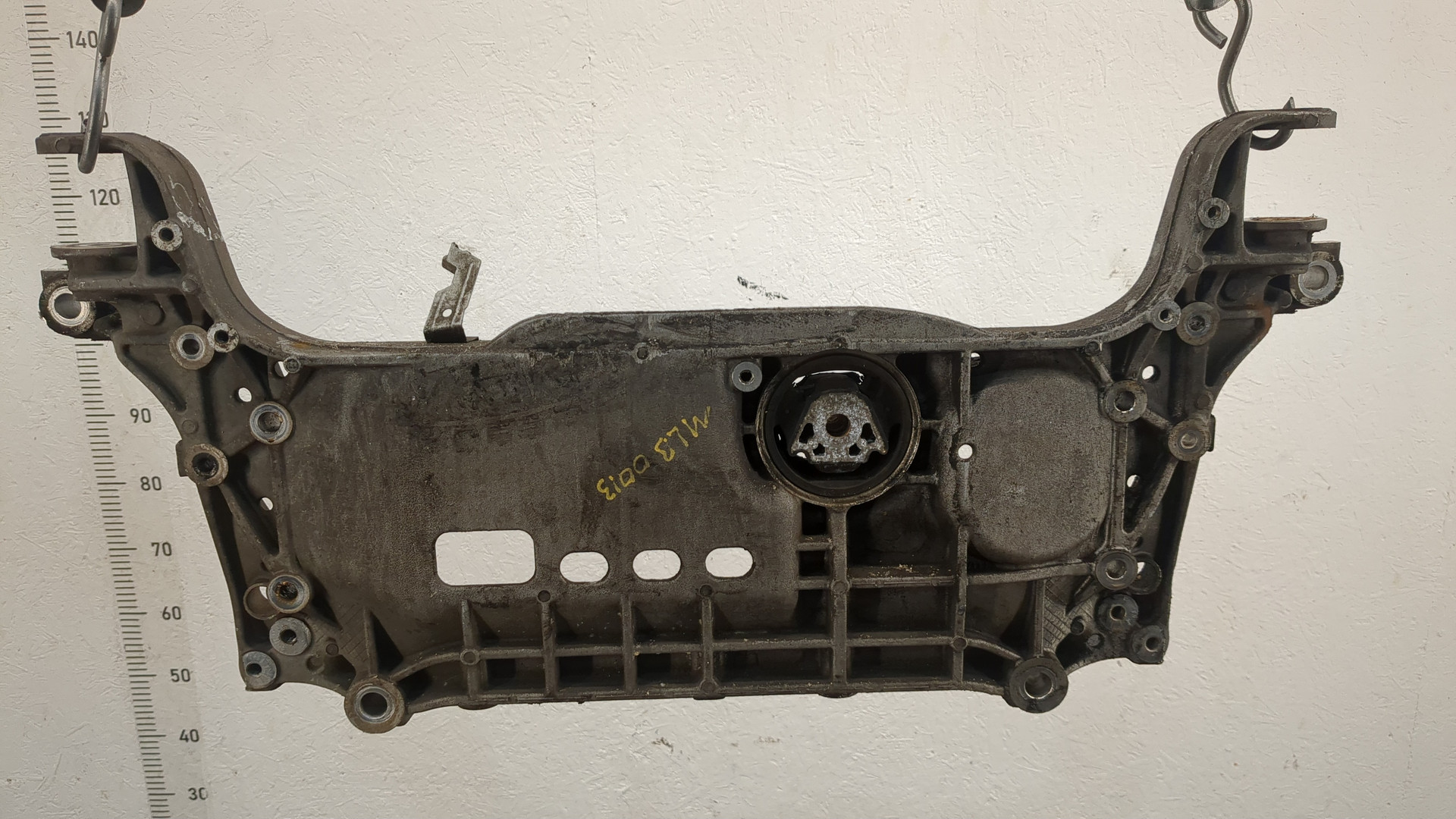 Балка подмоторная