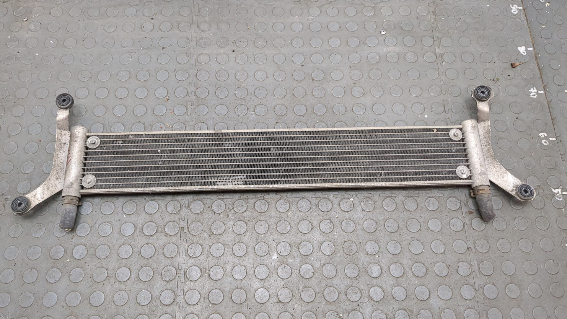 Радиатор охлаждения двигателя основной