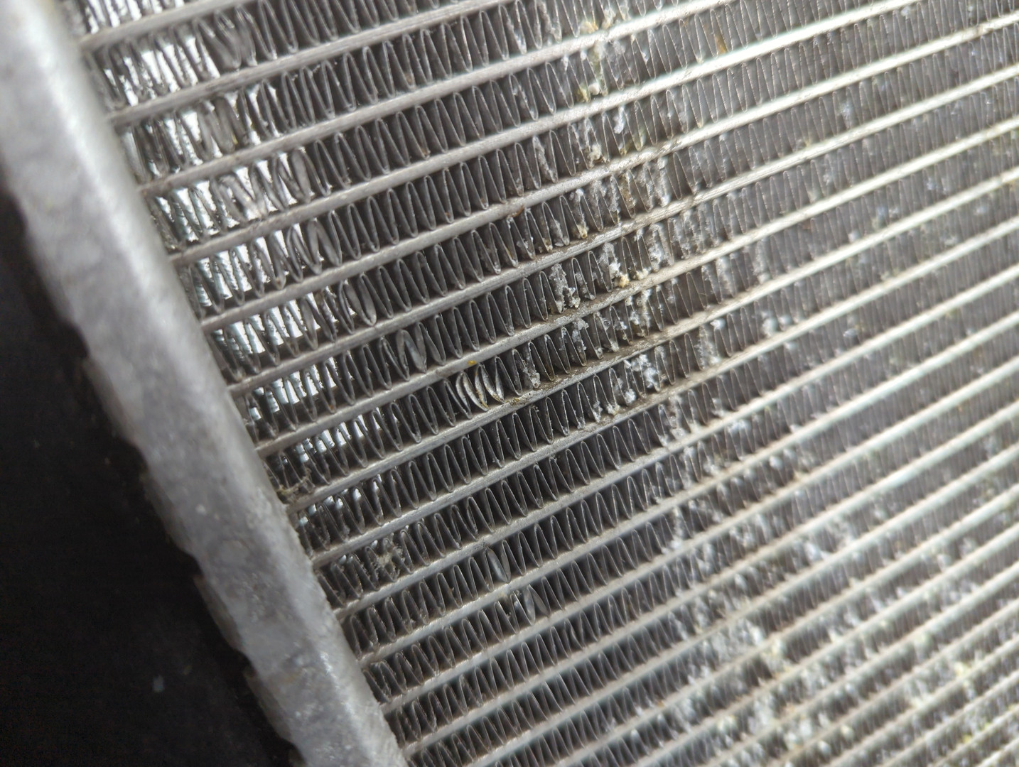 Радиатор охлаждения двигателя основной