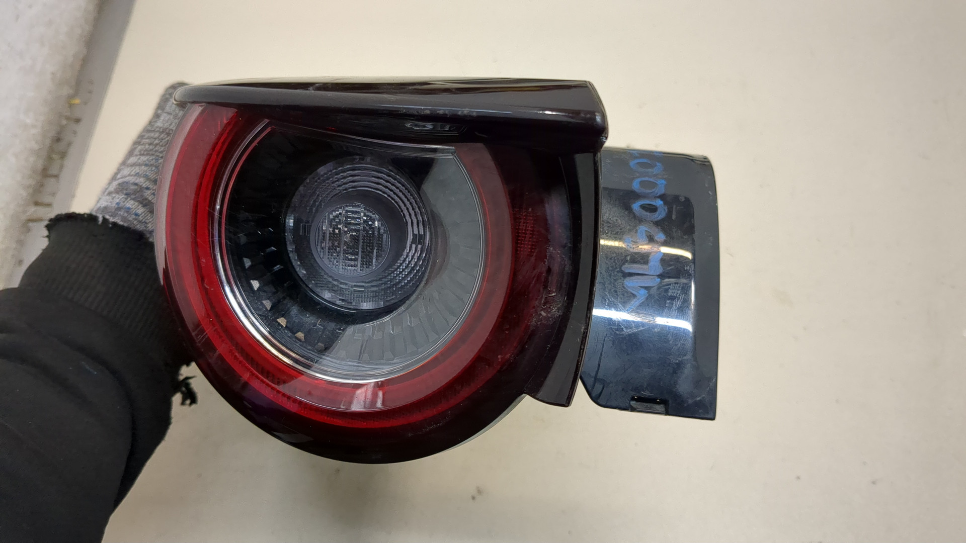 Фонарь задний левый