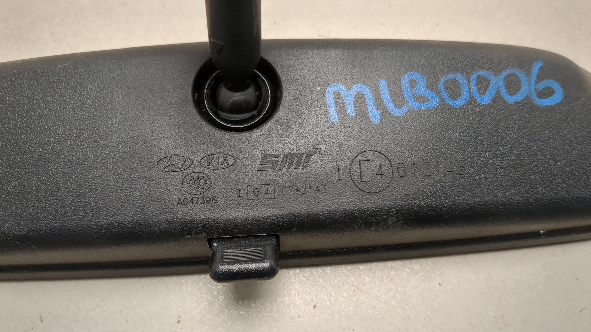 Зеркало заднего вида