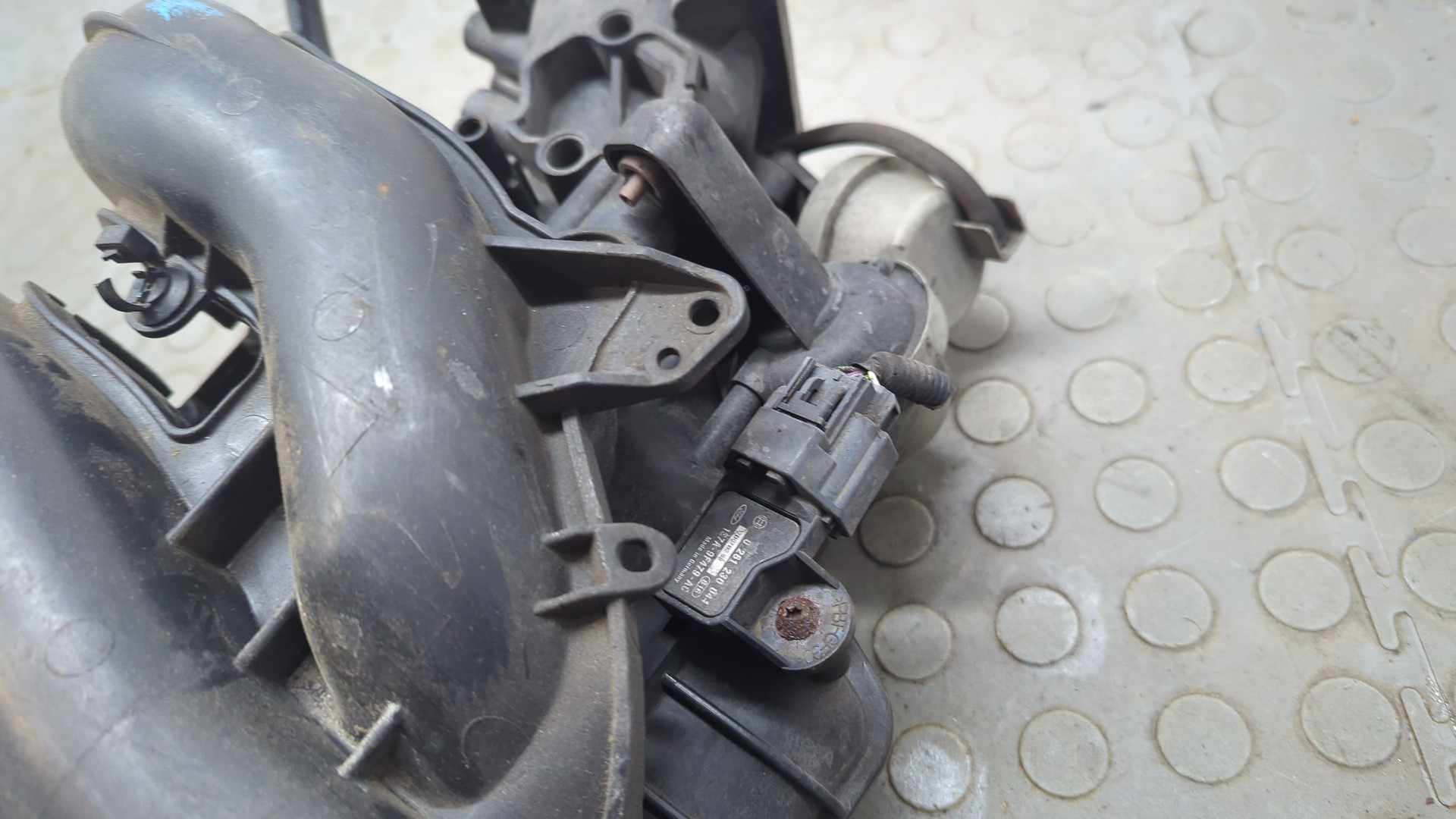 Коллектор впускной