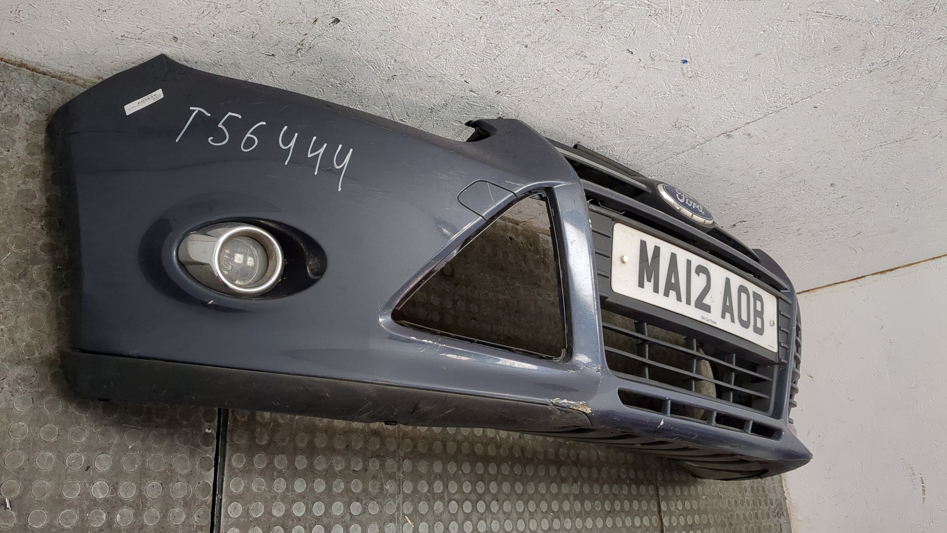 Бампер передний