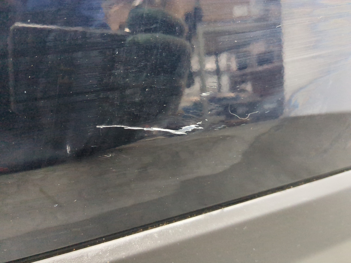 Дверь передняя левая