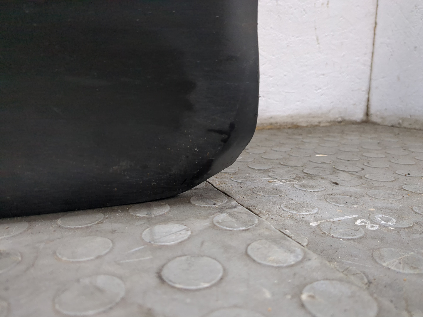 Дверь передняя левая