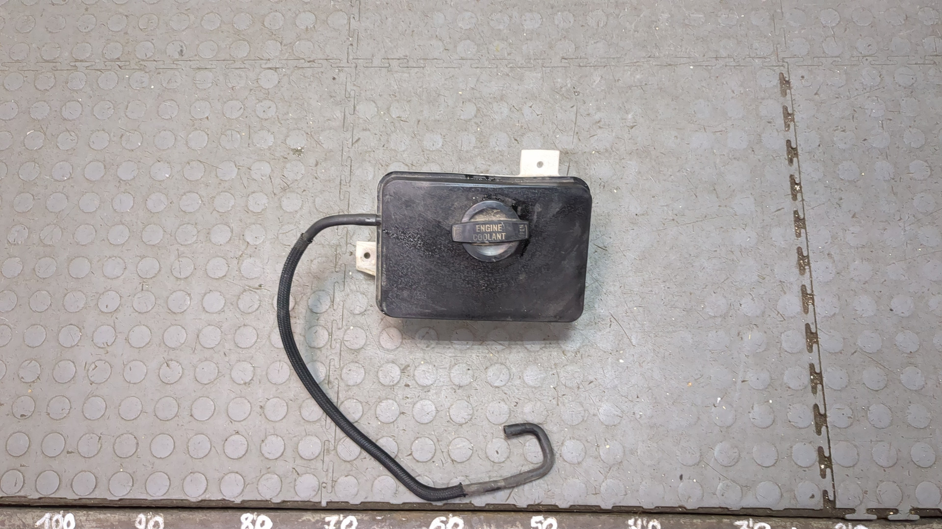 Бачок расширительный