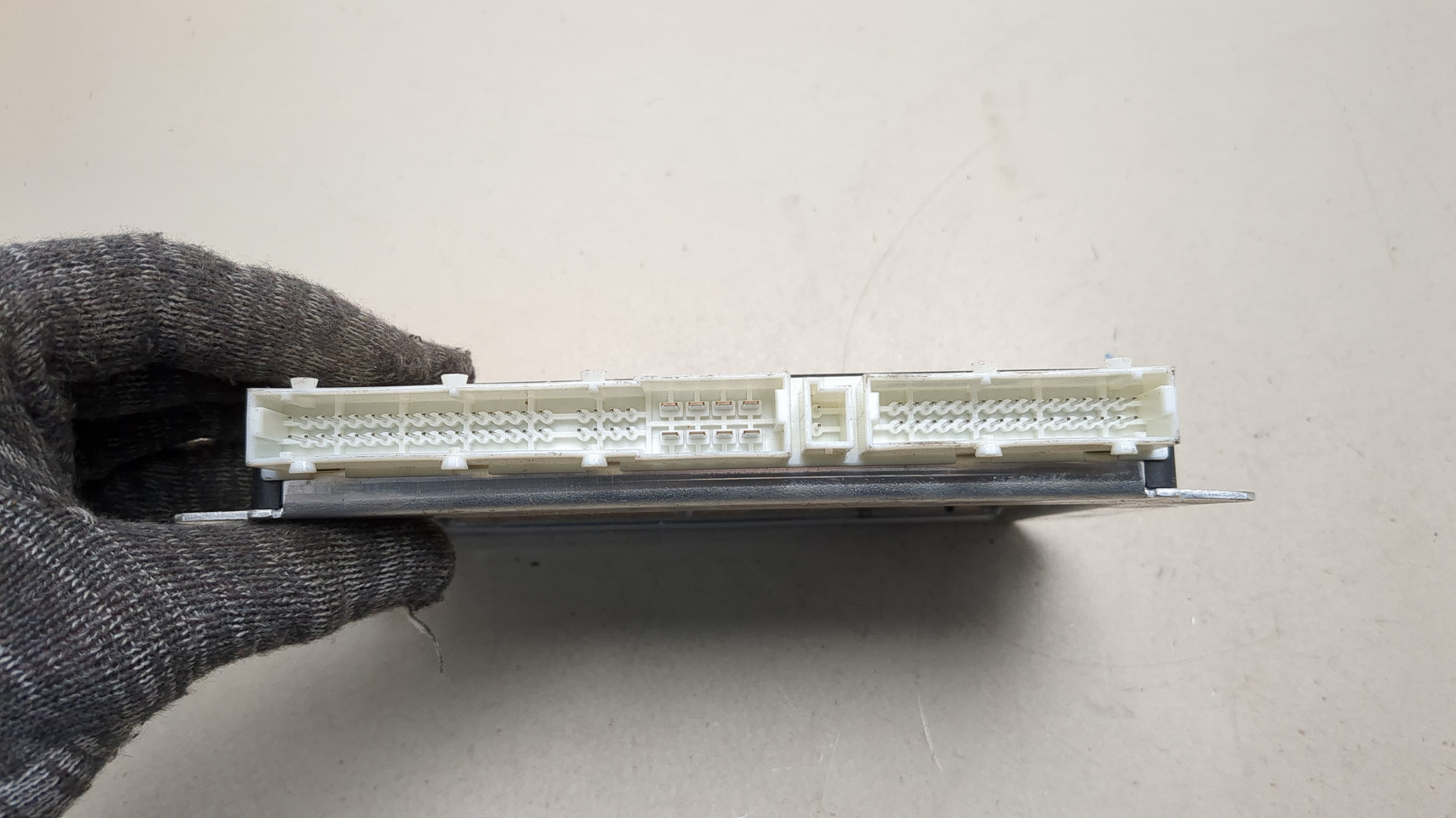 Блок управления подвеской