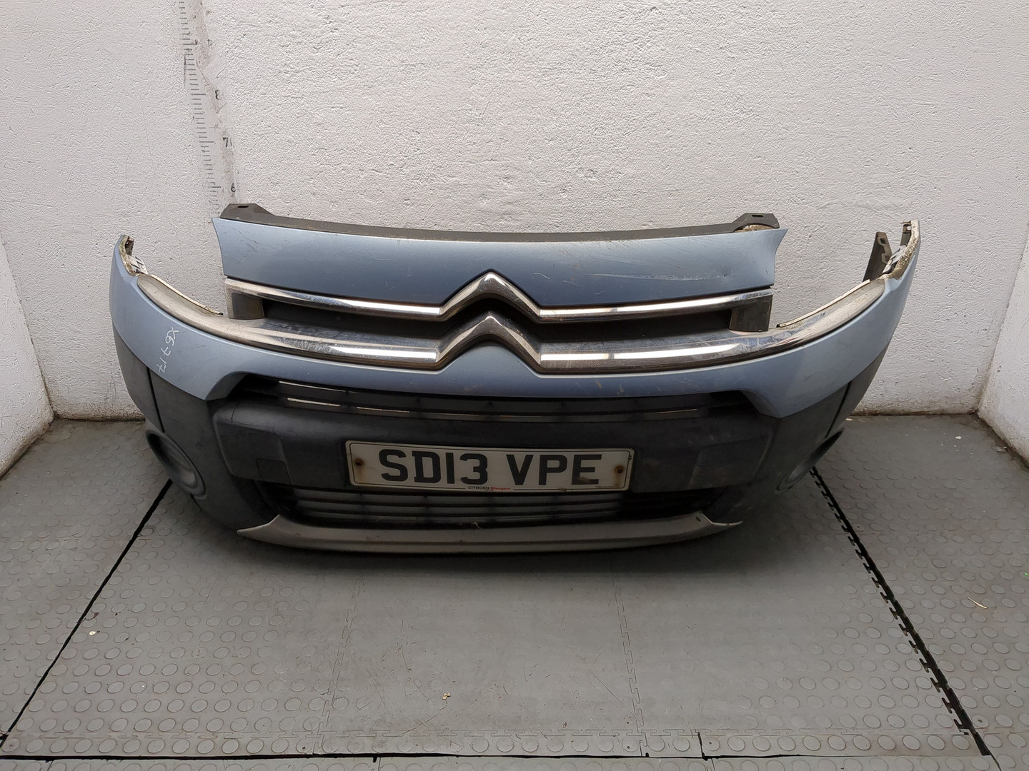 Бампер передний