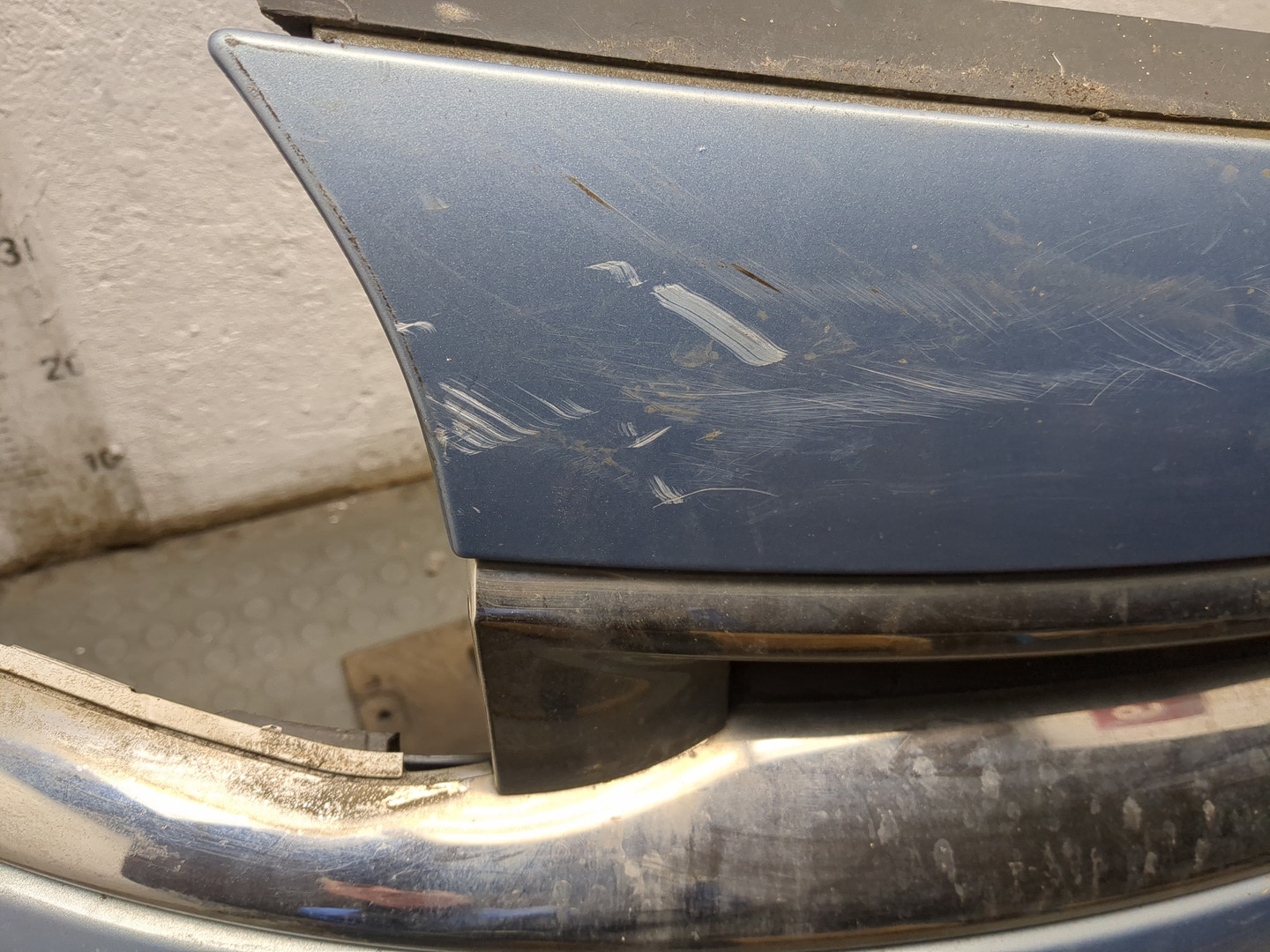 Бампер передний