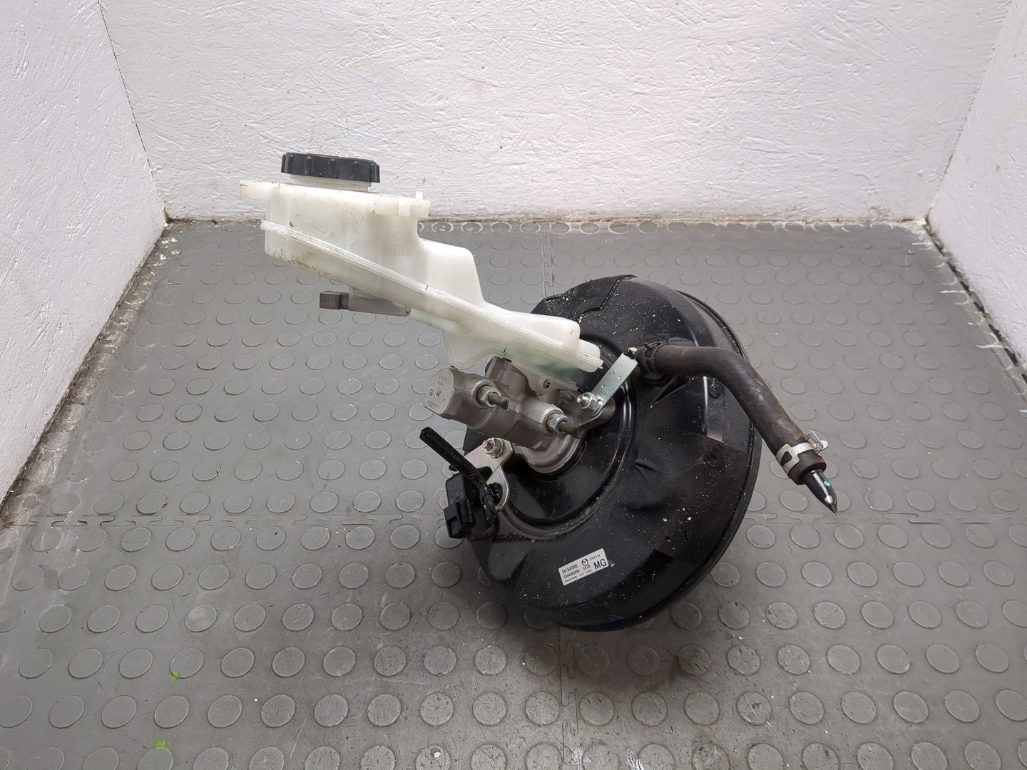 Цилиндр тормозной главный