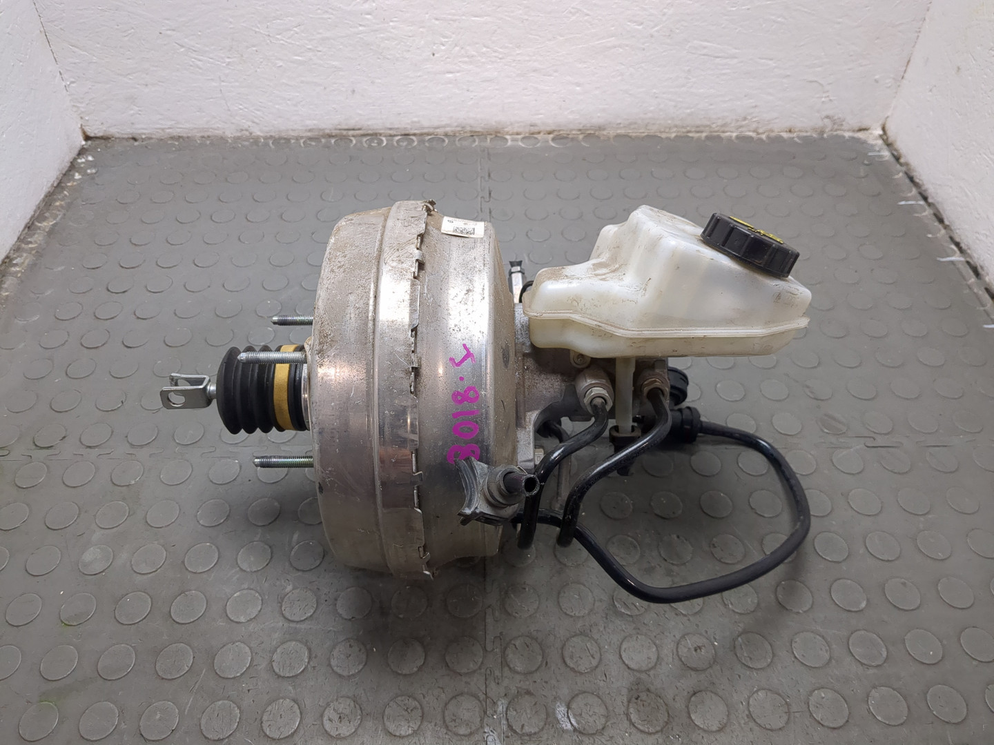 Цилиндр тормозной главный