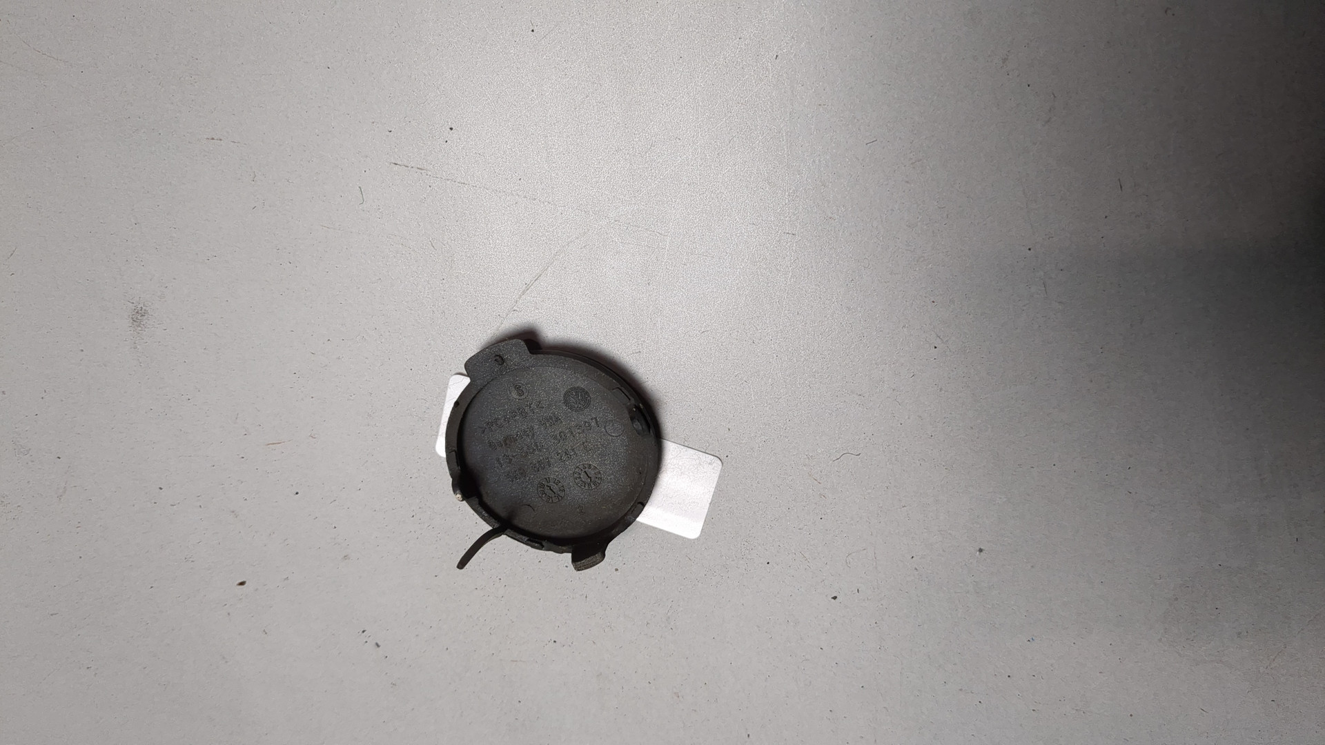 Заглушка буксировочного крюка