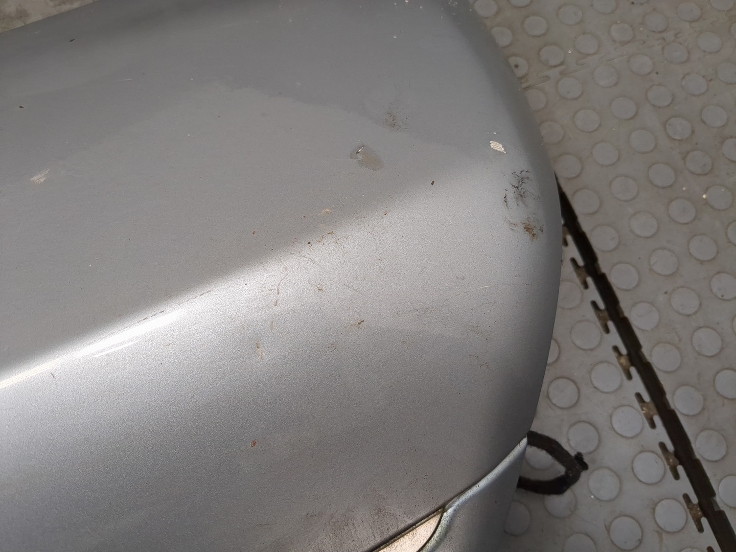 Дверь багажника