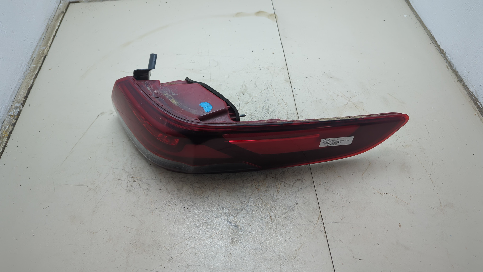 Фонарь задний правый