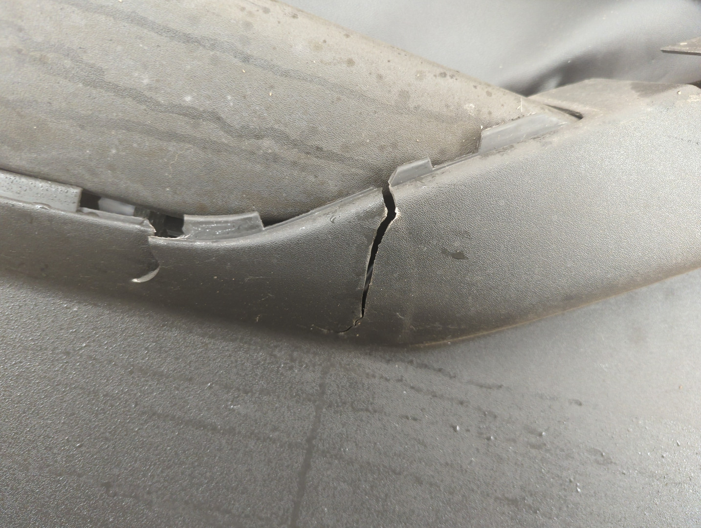 Дверь передняя левая