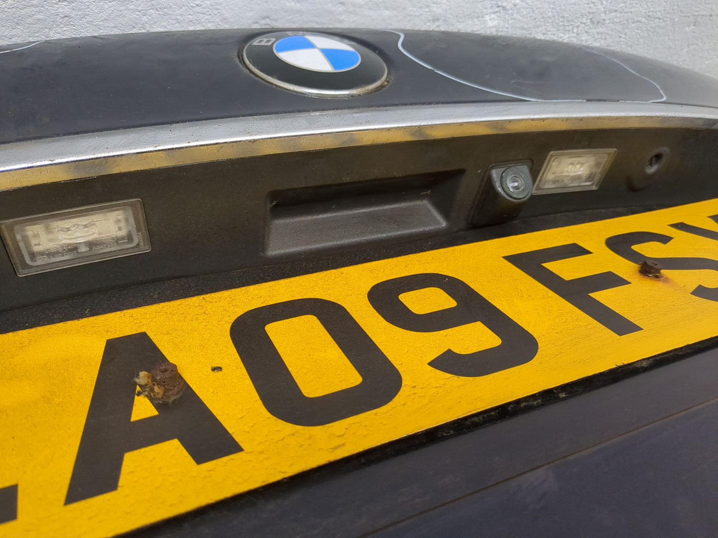 Дверь багажника