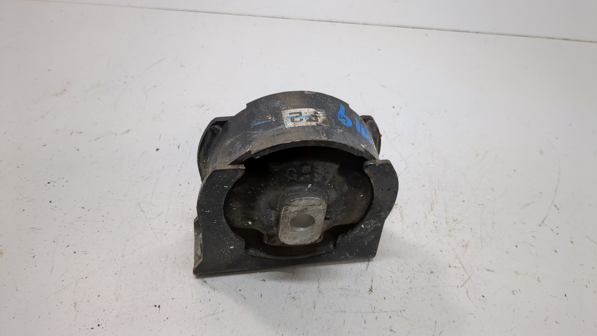 Опора двигателя