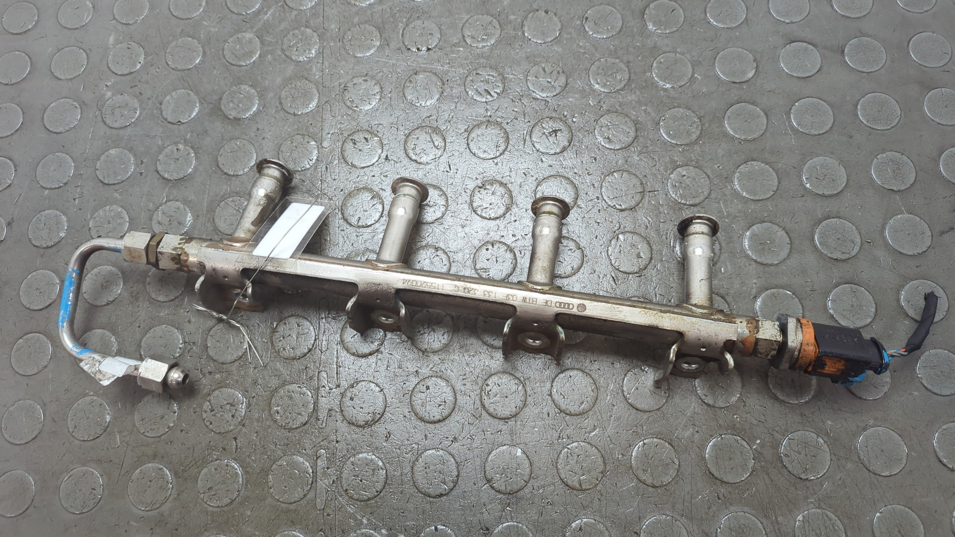 Рейка топливная (рампа)