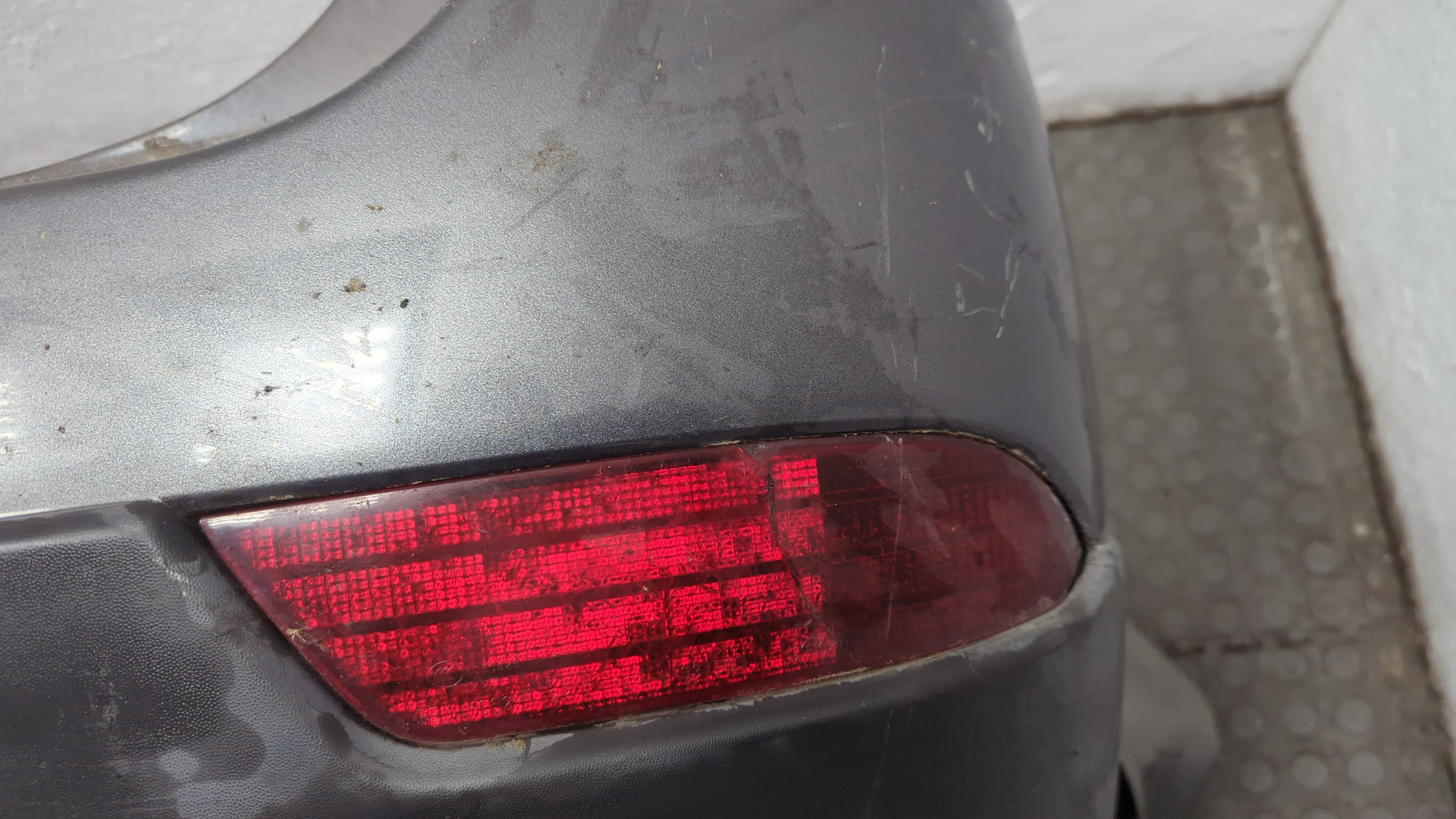 Бампер задний