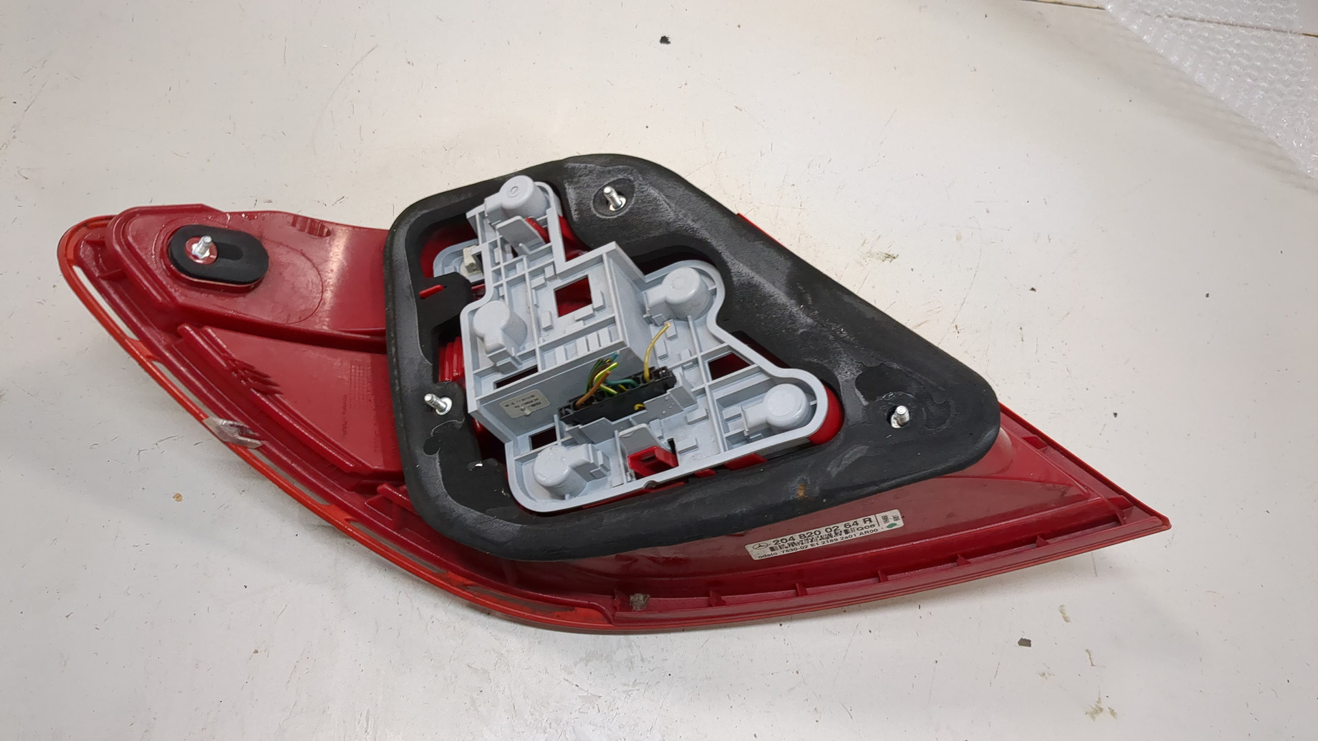 Фонарь задний правый