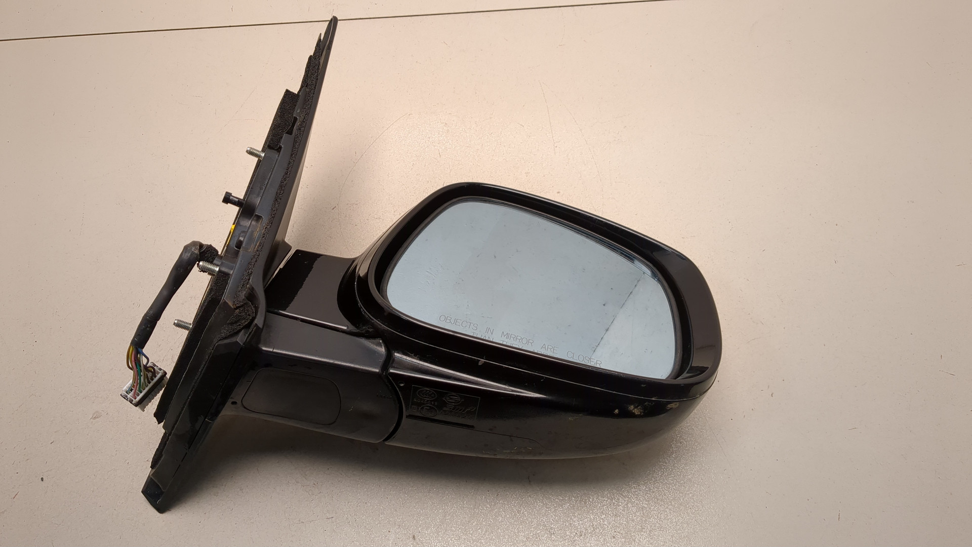 Зеркало правое электрическое