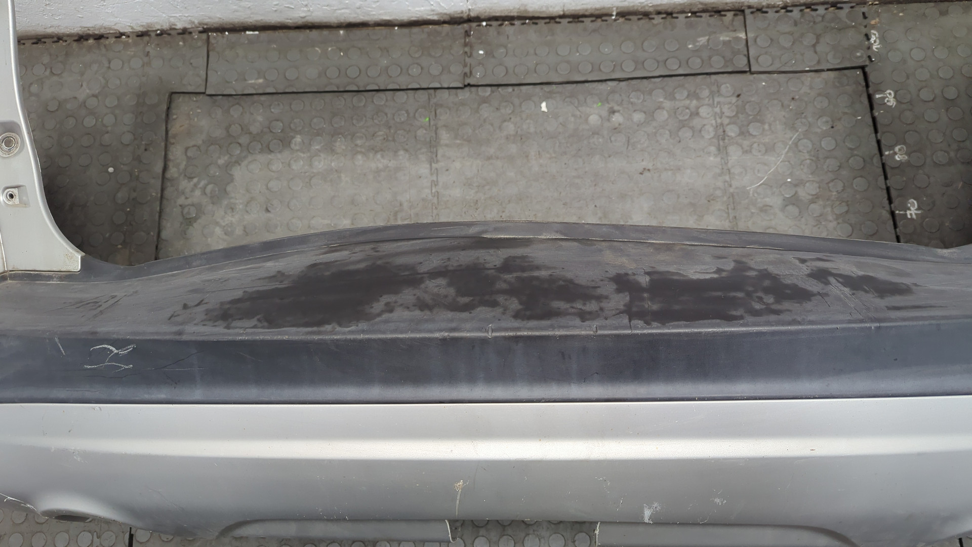 Бампер задний