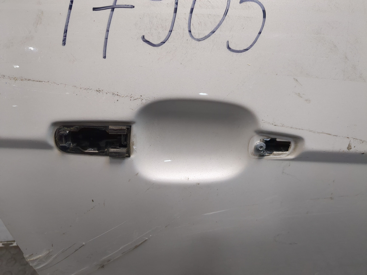 Дверь передняя правая