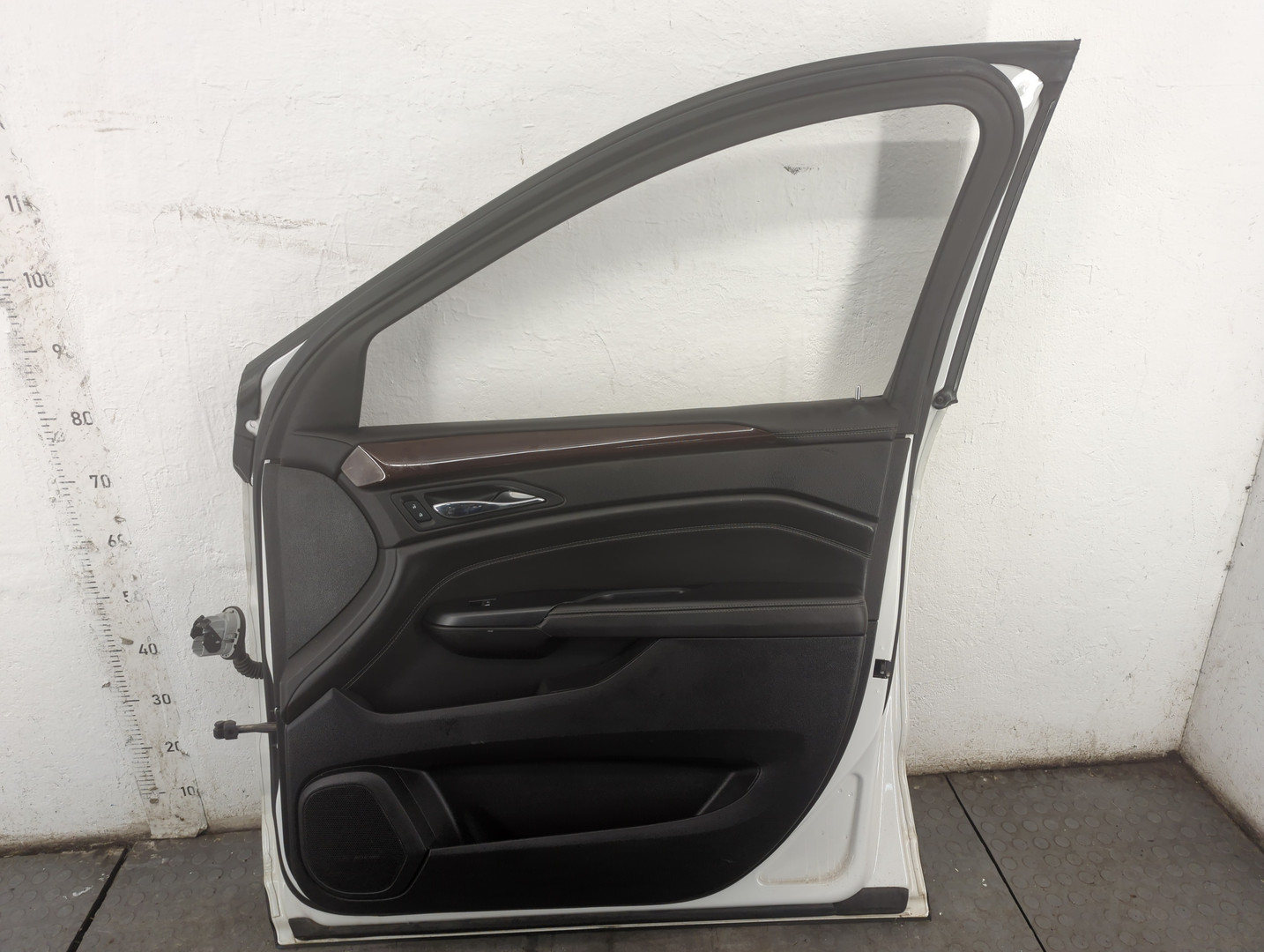 Дверь передняя правая