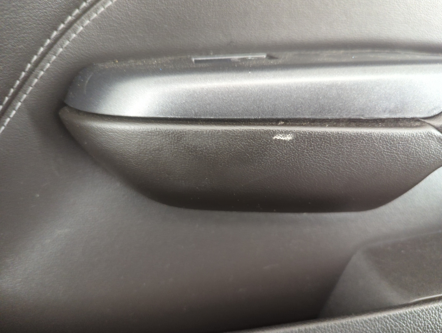 Дверь передняя правая