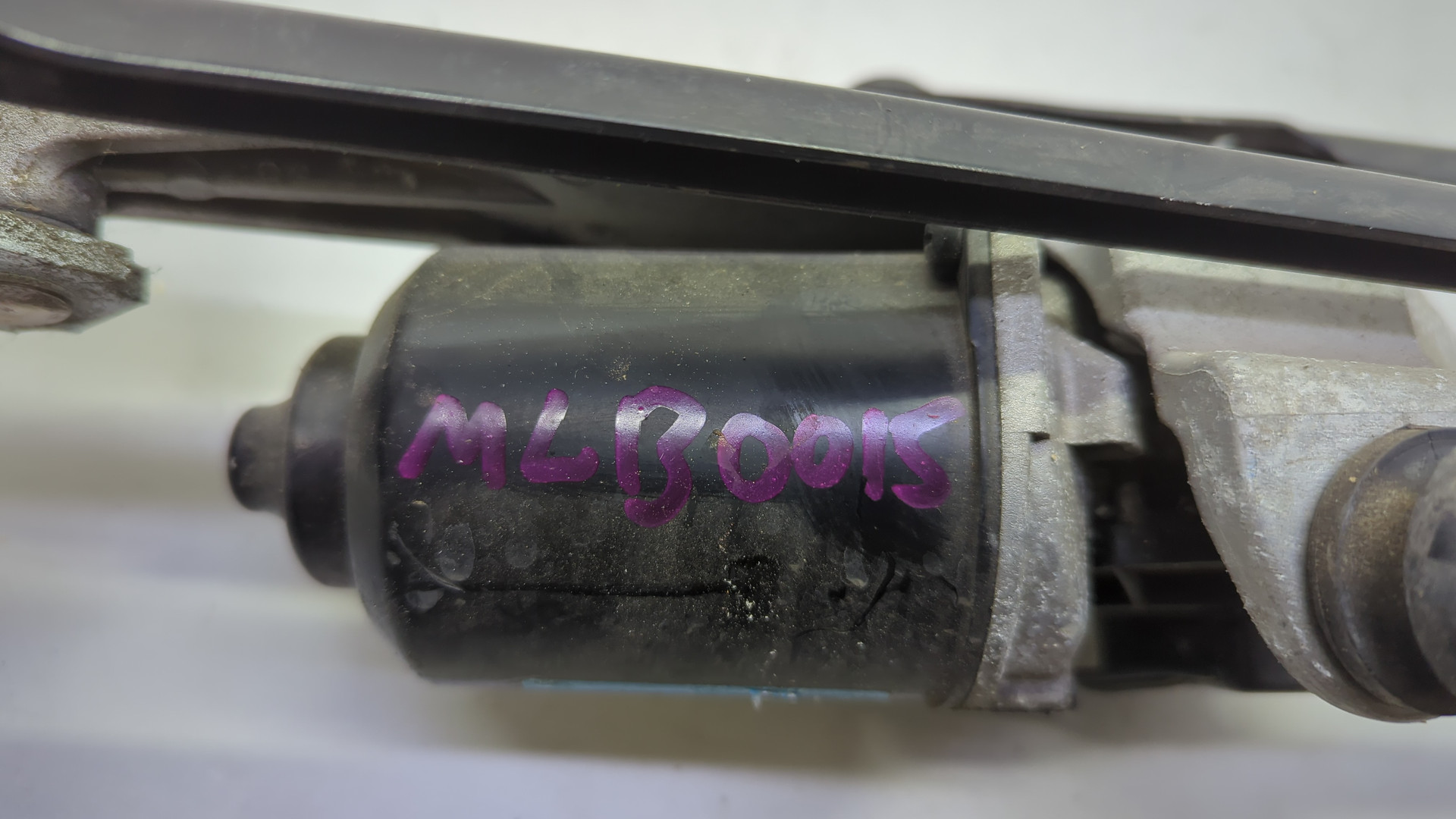 Трапеция стеклоочистителей